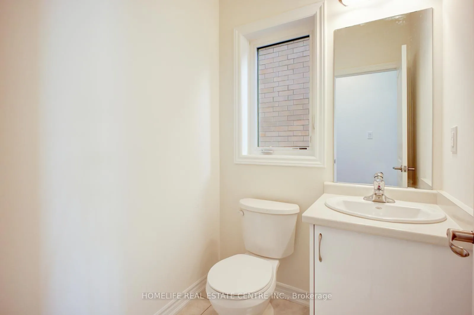 Photo 4 of 122 Hitchman Street, Brant, Paris — HOMEH
