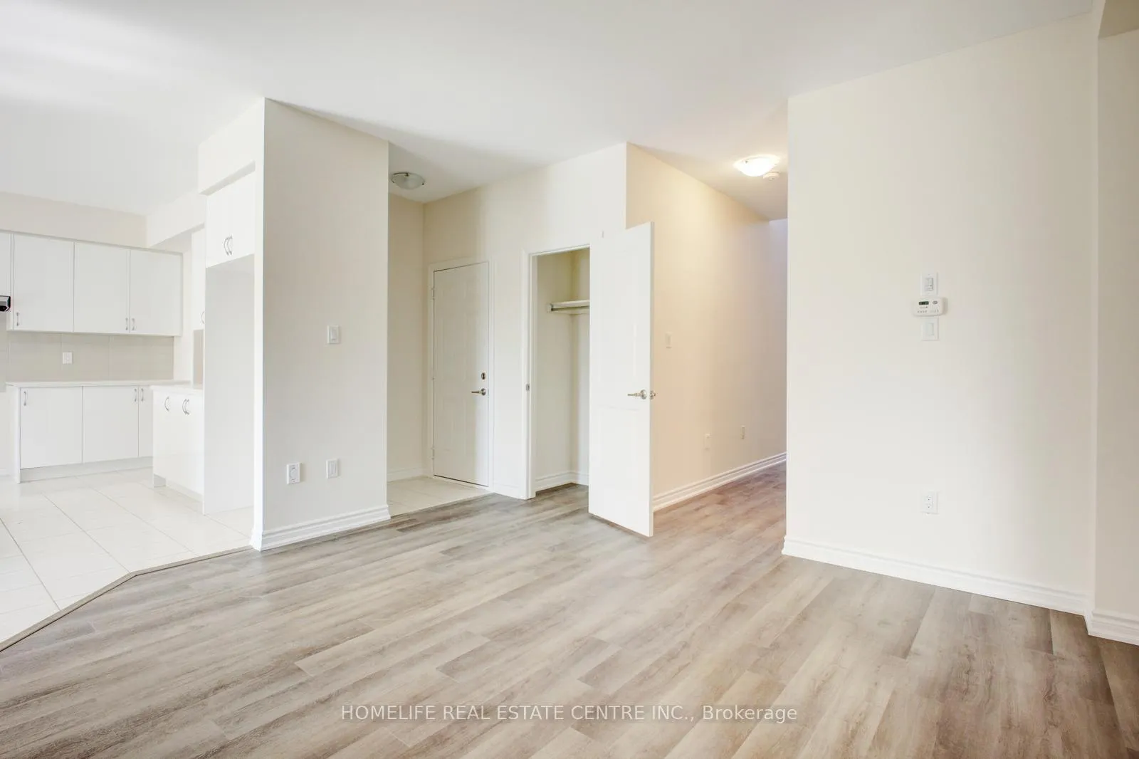 Photo 6 of 122 Hitchman Street, Brant, Paris — HOMEH