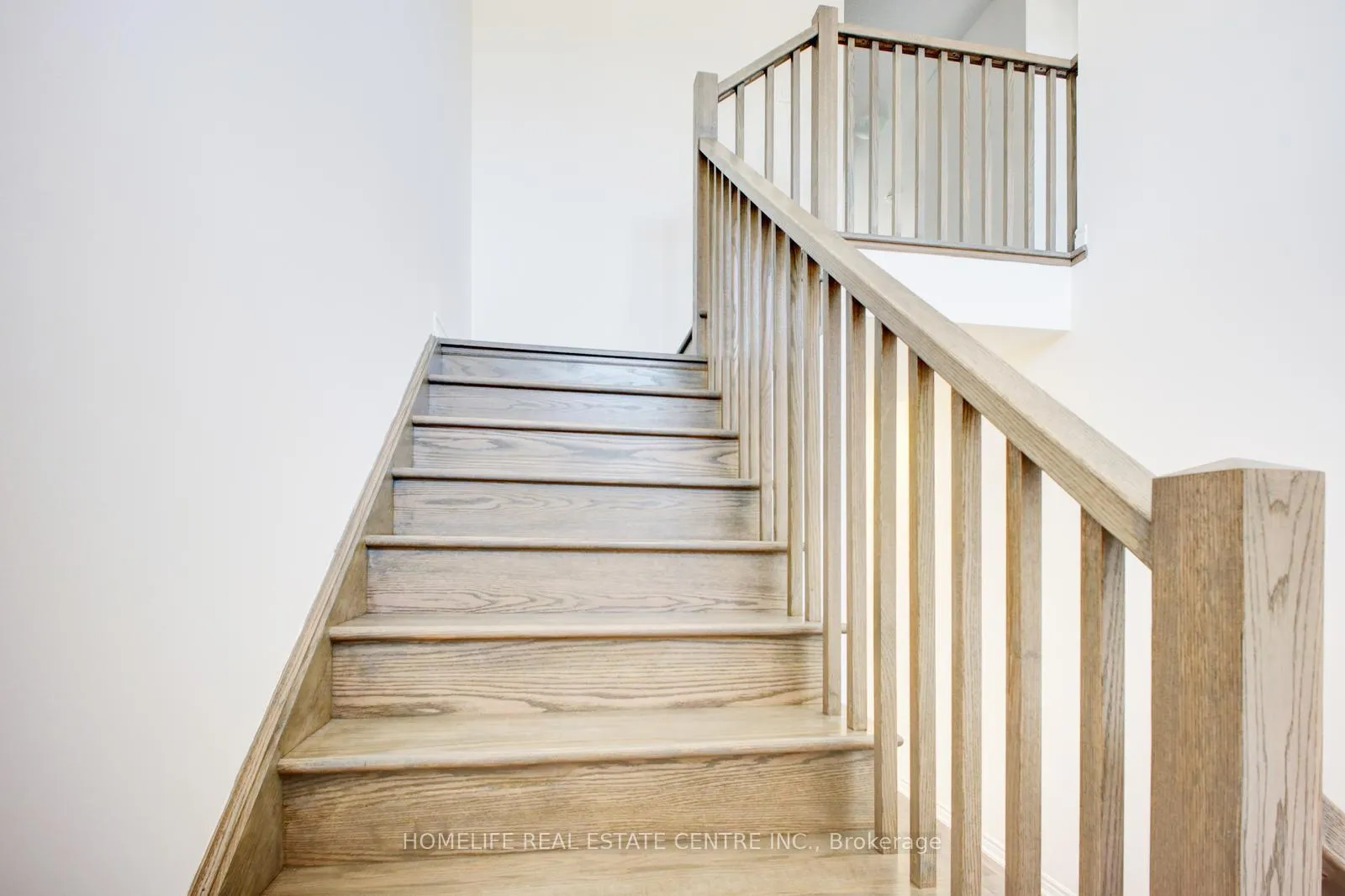 Photo 34 of 122 Hitchman Street, Brant, Paris — HOMEH