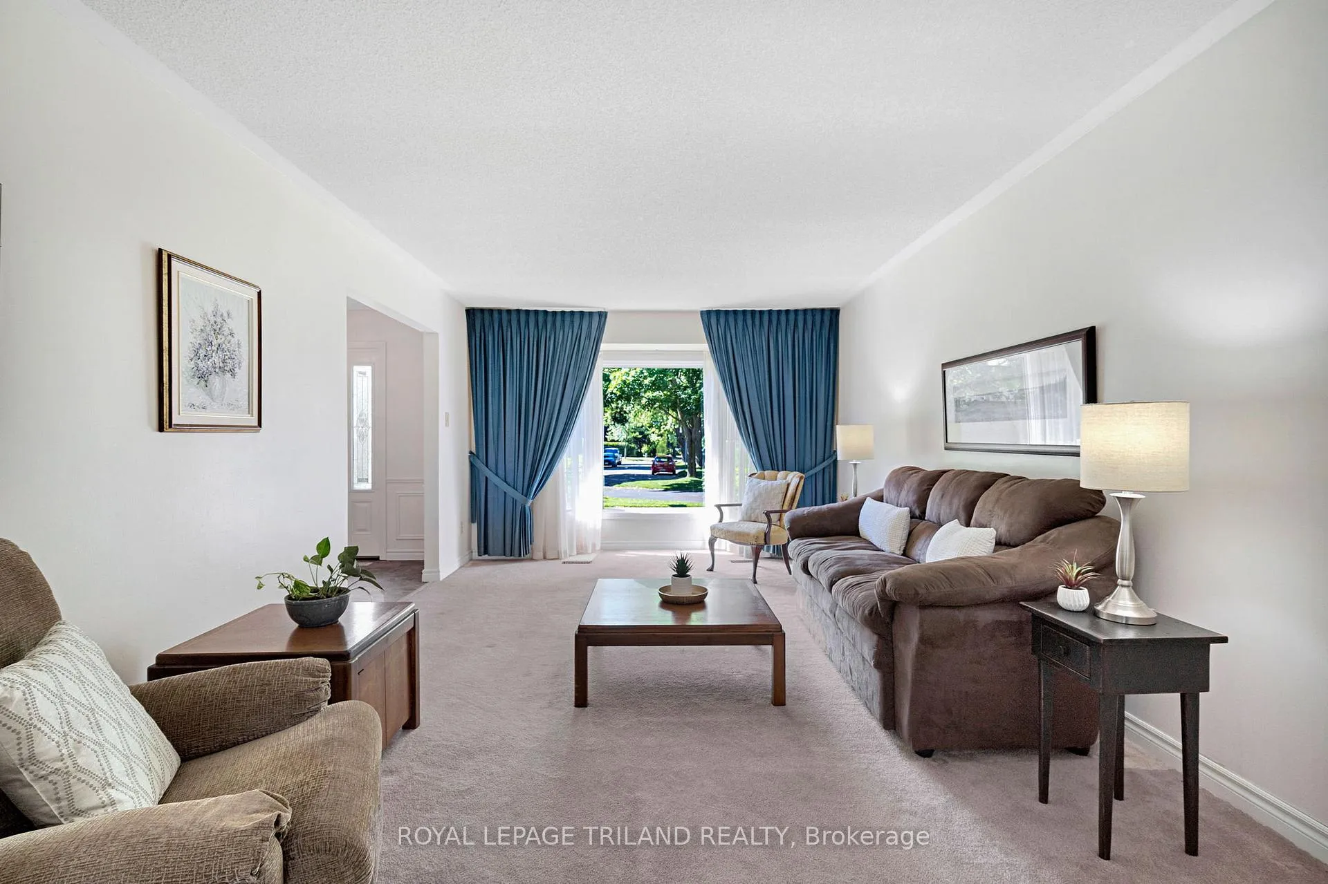 Photo 16 of 62 Gardenvale Crescent, London, South N — HOMEH
