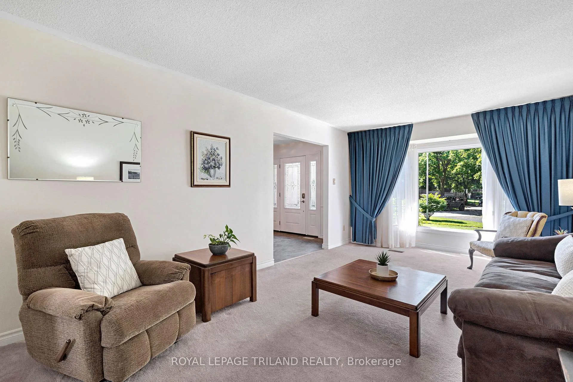 Photo 17 of 62 Gardenvale Crescent, London, South N — HOMEH