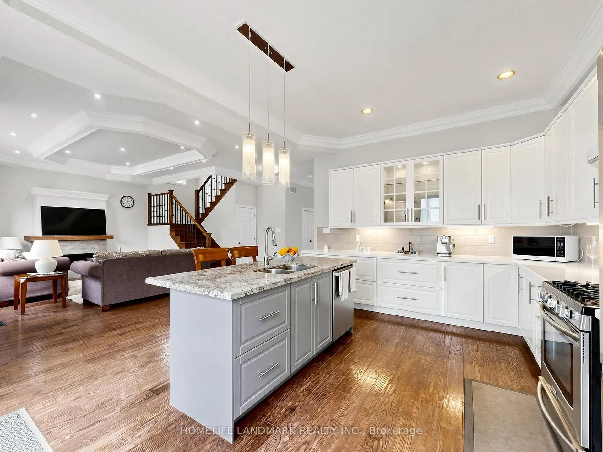 Photo 10 of 133 Cooks Bay Drive, Georgina, Keswick North — HOMEH