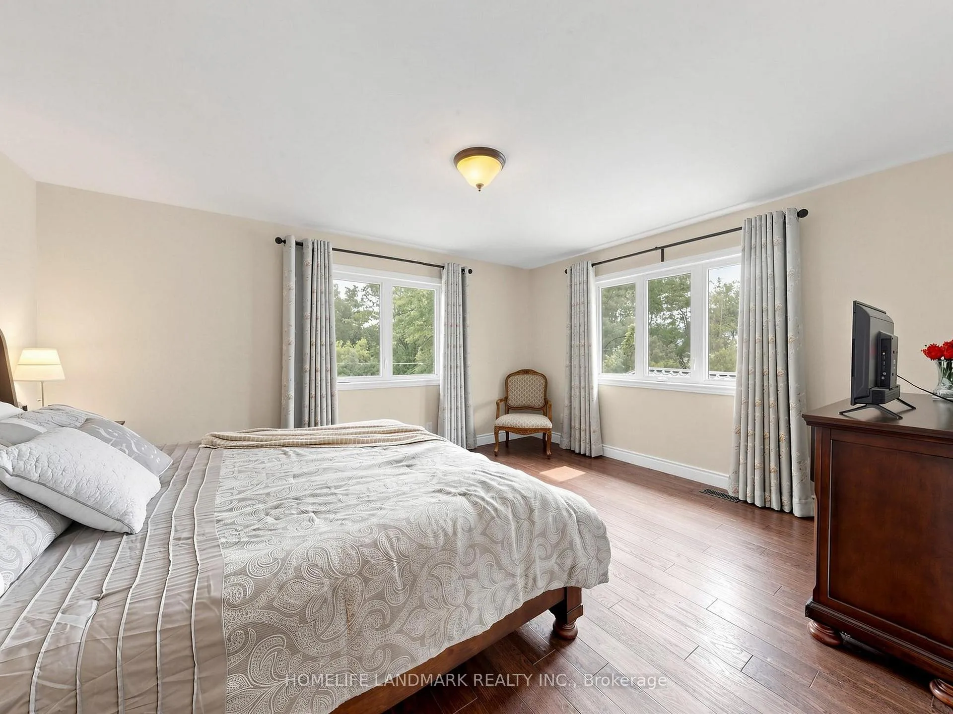 Photo 23 of 133 Cooks Bay Drive, Georgina, Keswick North — HOMEH