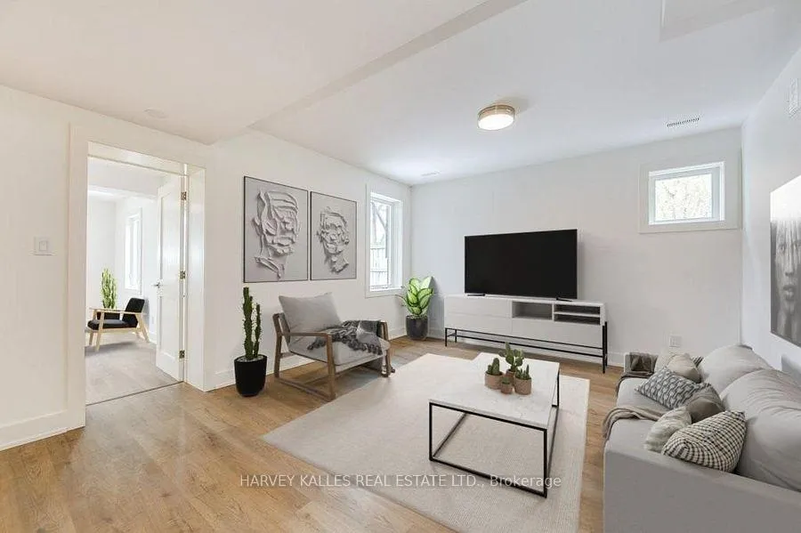 Photo 1 of Unit B, 471 Oriole Parkway, Toronto, Yonge-Eglinton — HOMEH