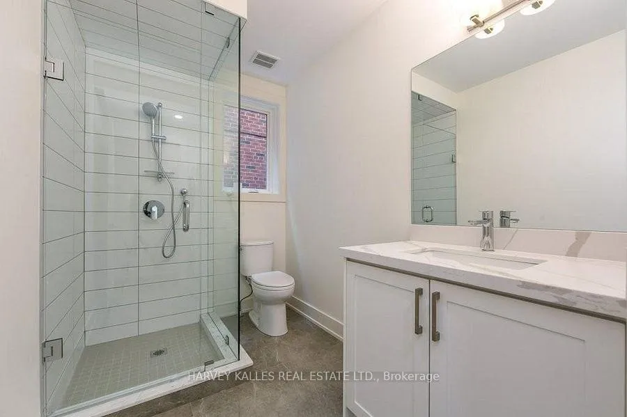 Photo 8 of Unit B, 471 Oriole Parkway, Toronto, Yonge-Eglinton — HOMEH