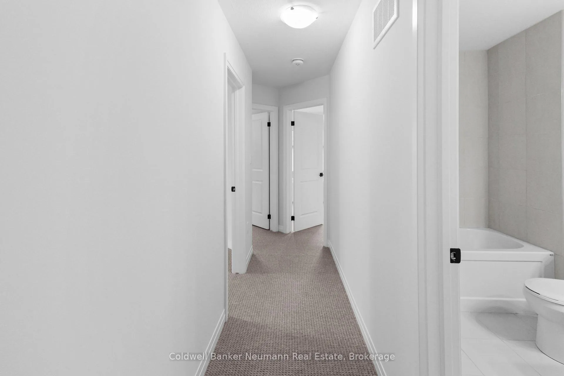 Photo 25 of Unit 126, 155 Equestrian Way W, Cambridge, Preston Heights — HOMEH