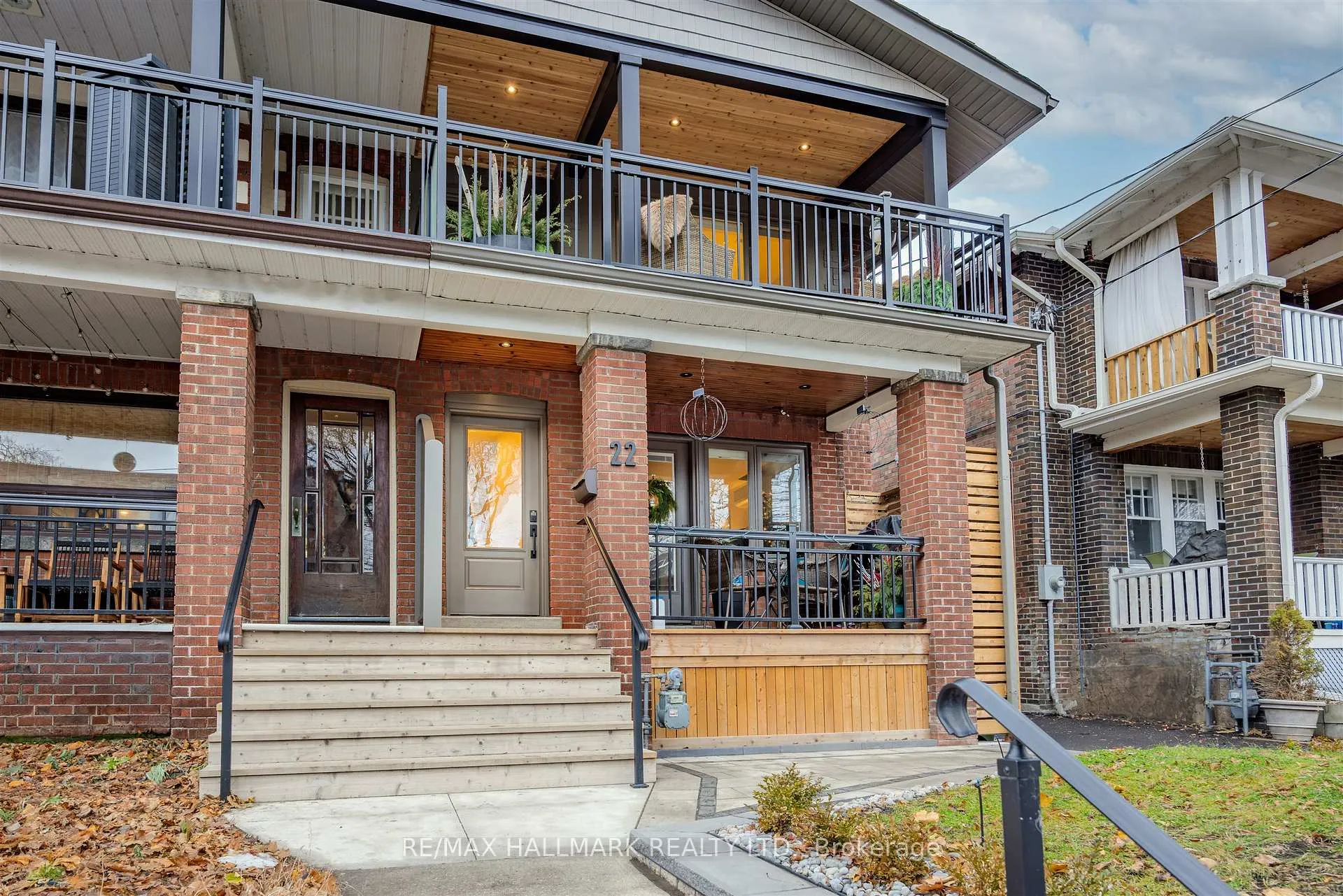 Photo 3 of Unit 201, 22 Glen Manor Drive, Toronto, The Beaches — HOMEH