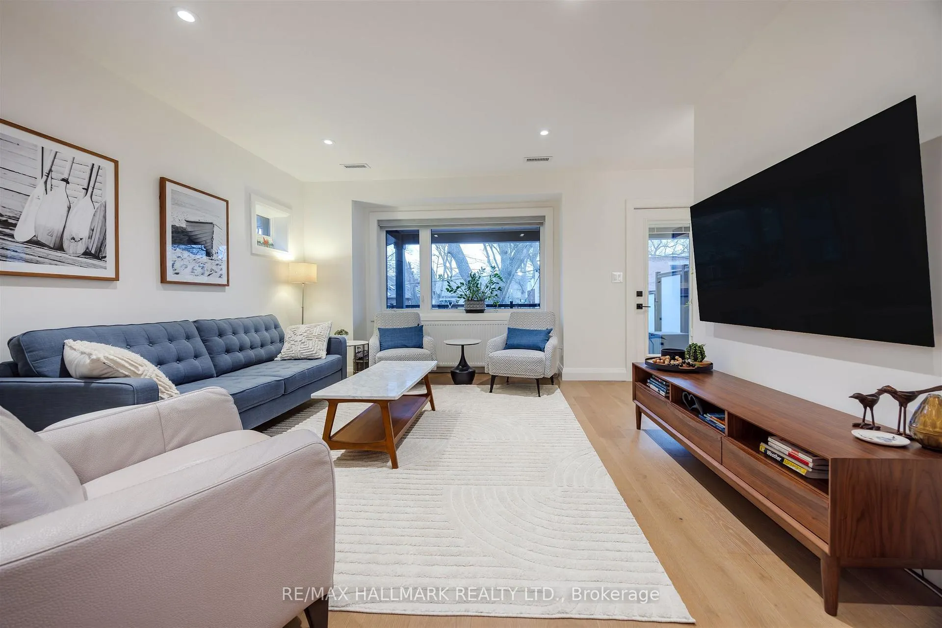 Photo 7 of Unit 201, 22 Glen Manor Drive, Toronto, The Beaches — HOMEH