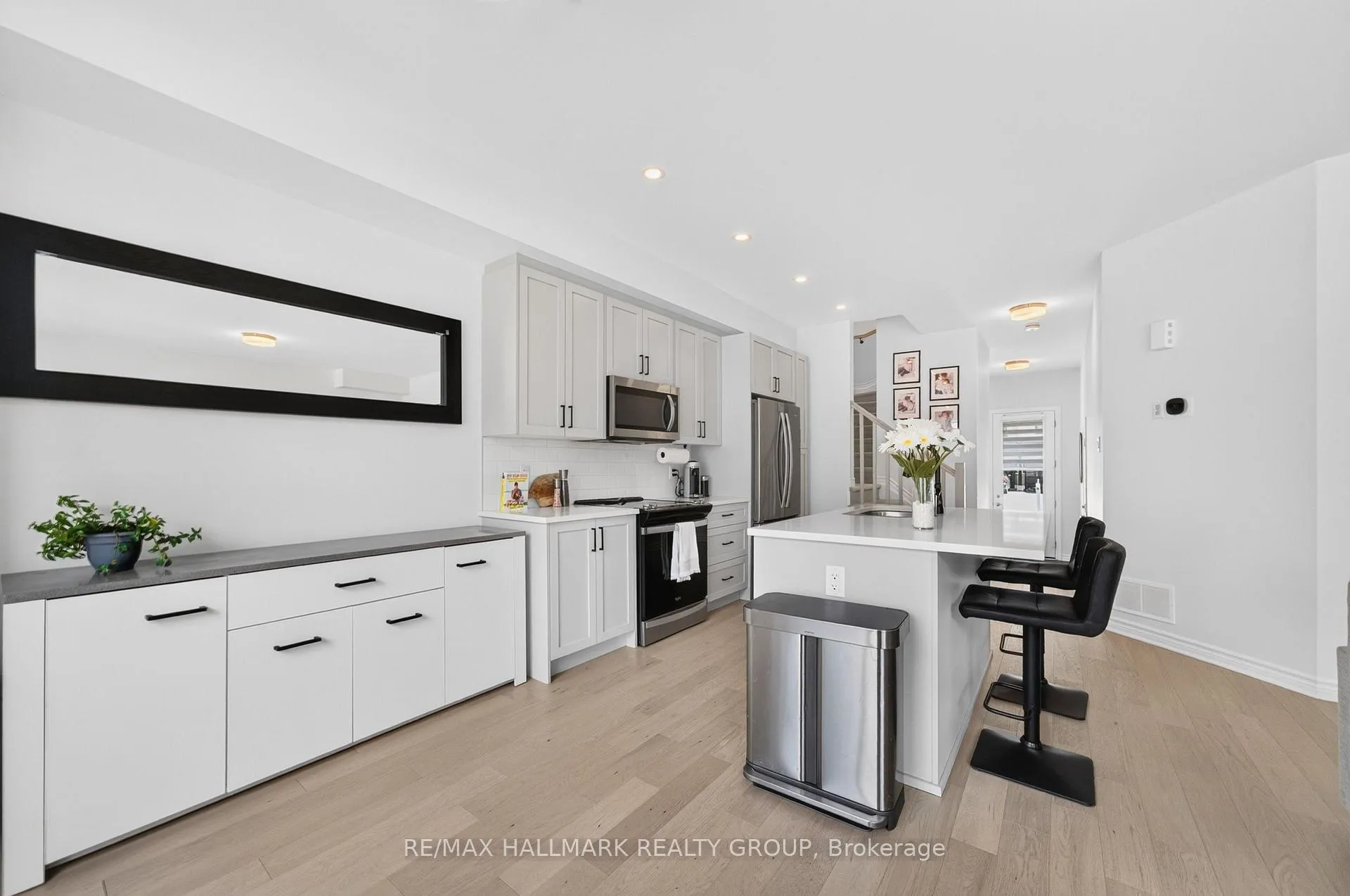 Photo 12 of 47 Jargeau Road, Ottawa, Chapel Hill South - Orleans Village — HOMEH
