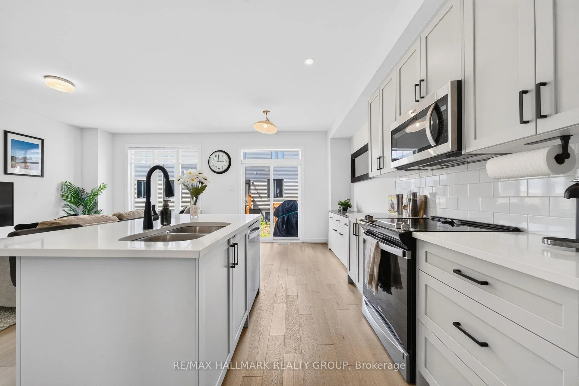 Photo 16 of 47 Jargeau Road, Ottawa, Chapel Hill South - Orleans Village — HOMEH