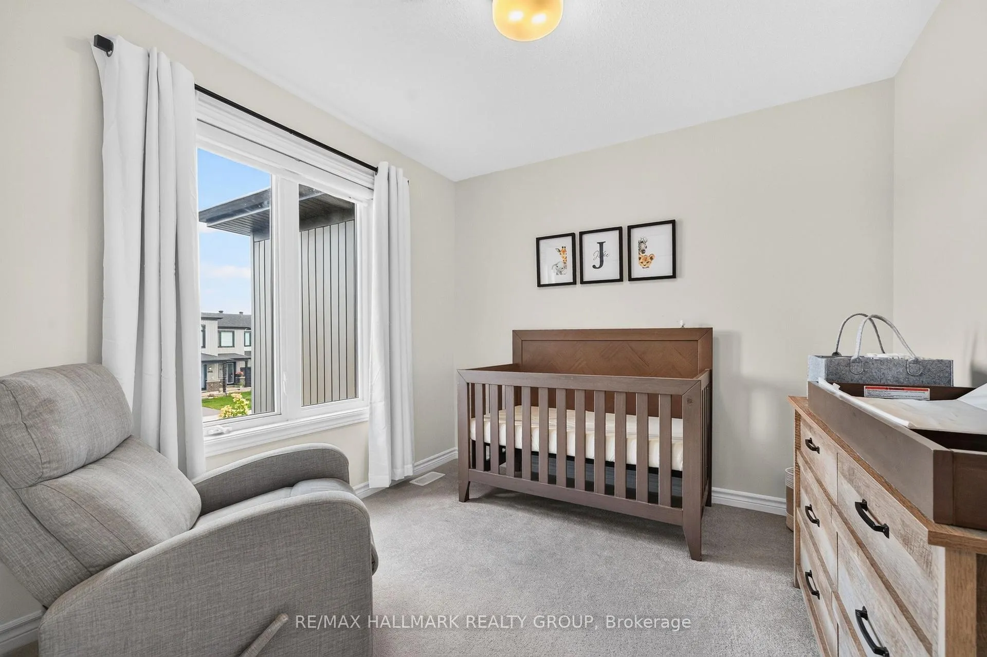 Photo 35 of 47 Jargeau Road, Ottawa, Chapel Hill South - Orleans Village — HOMEH