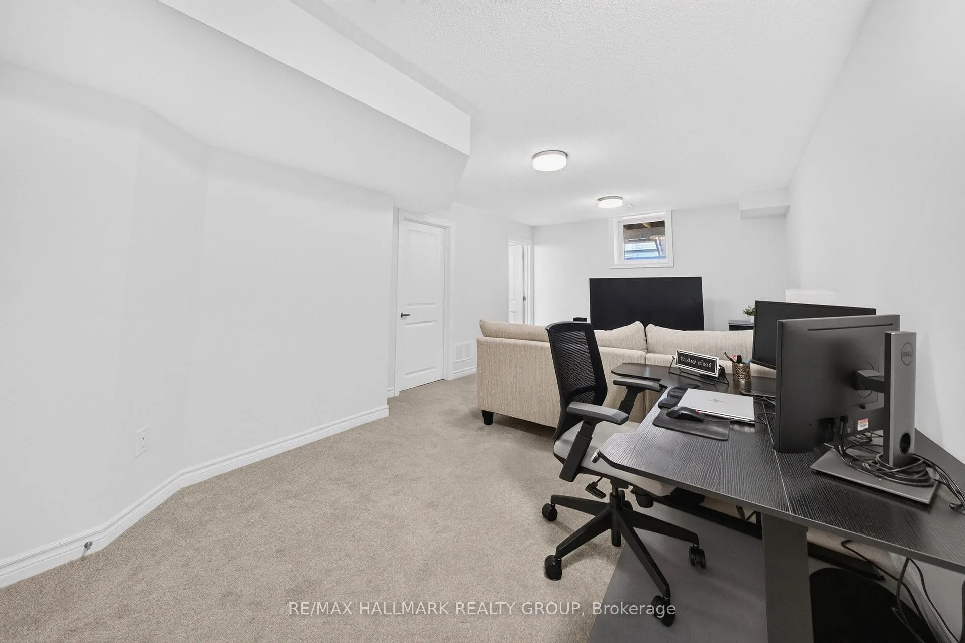 Photo 40 of 47 Jargeau Road, Ottawa, Chapel Hill South - Orleans Village — HOMEH