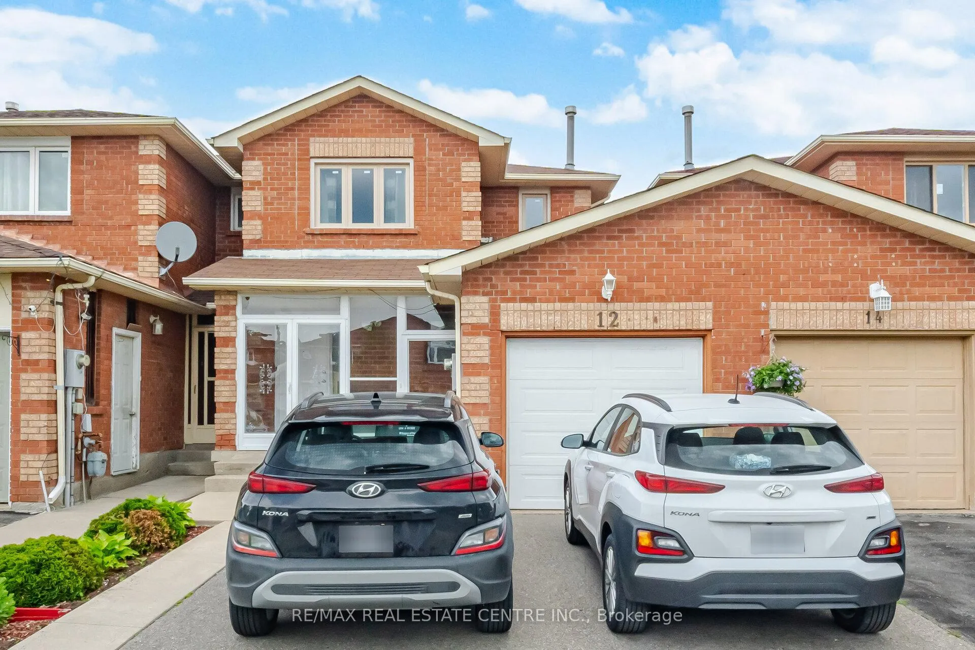 Photo 1 of 12 Woodsend Run, Brampton, Fletcher's Creek South — HOMEH