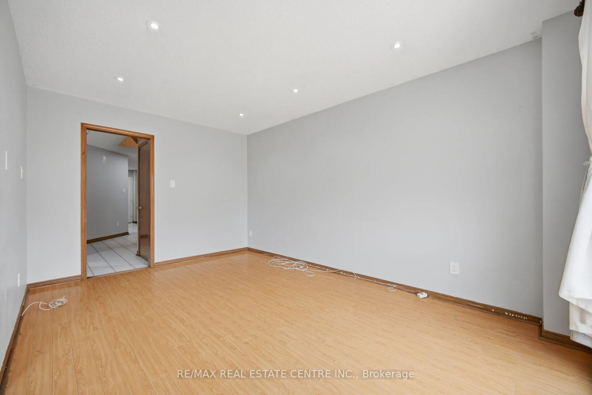 Photo 25 of 12 Woodsend Run, Brampton, Fletcher's Creek South — HOMEH