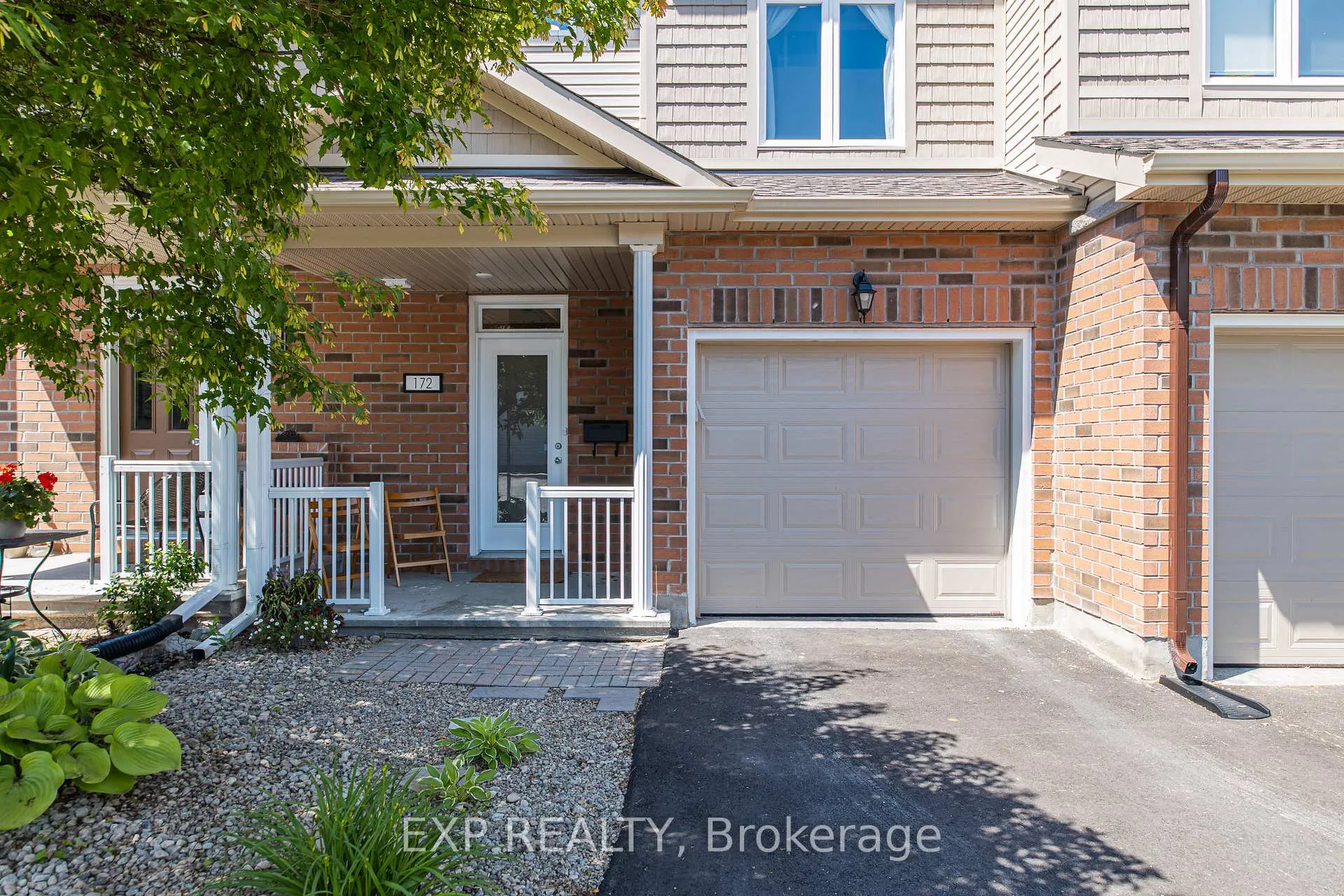 Photo 3 of 172 Parkrose Private, Ottawa, Chatelaine Village — HOMEH
