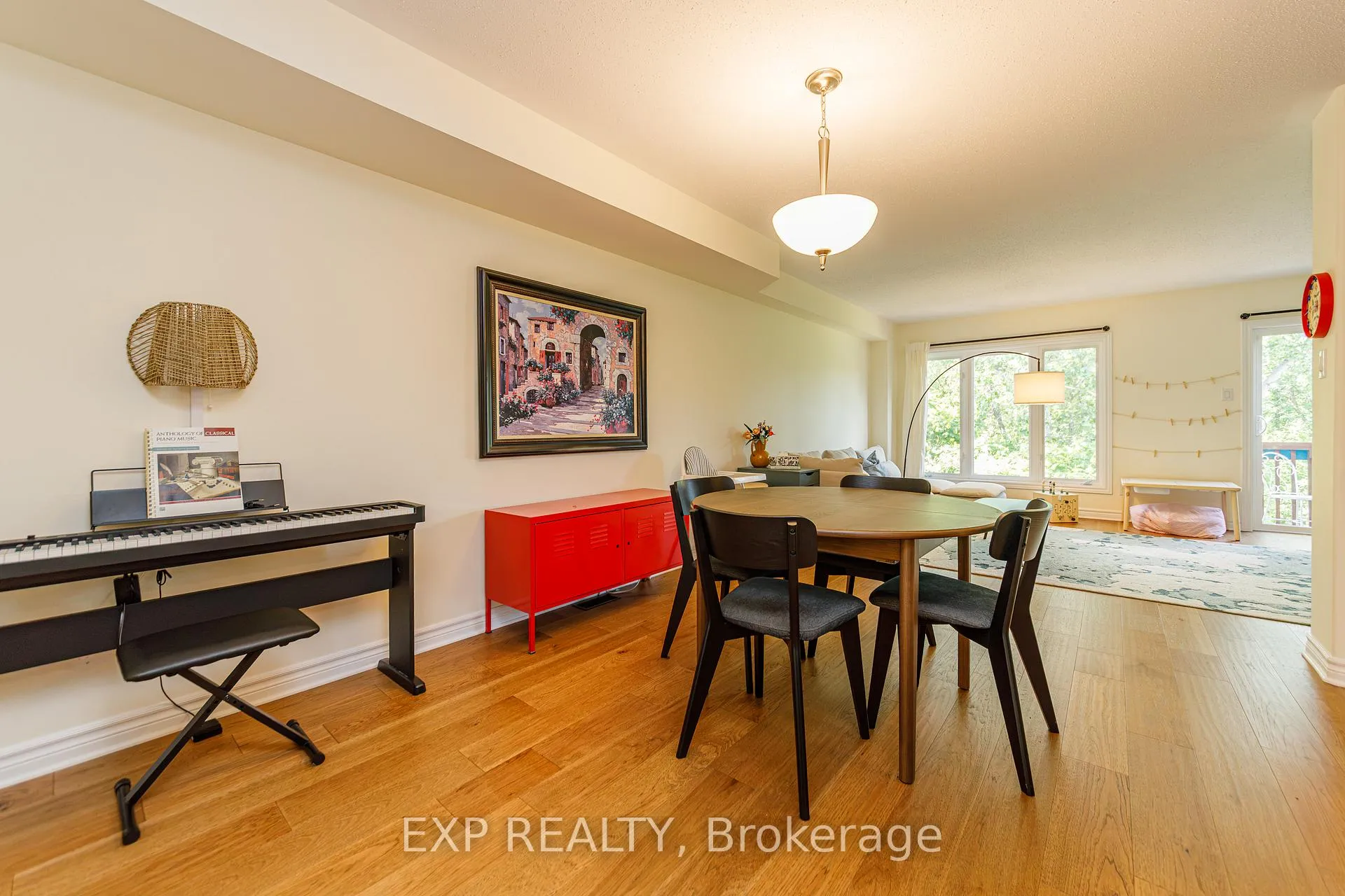 Photo 10 of 172 Parkrose Private, Ottawa, Chatelaine Village — HOMEH