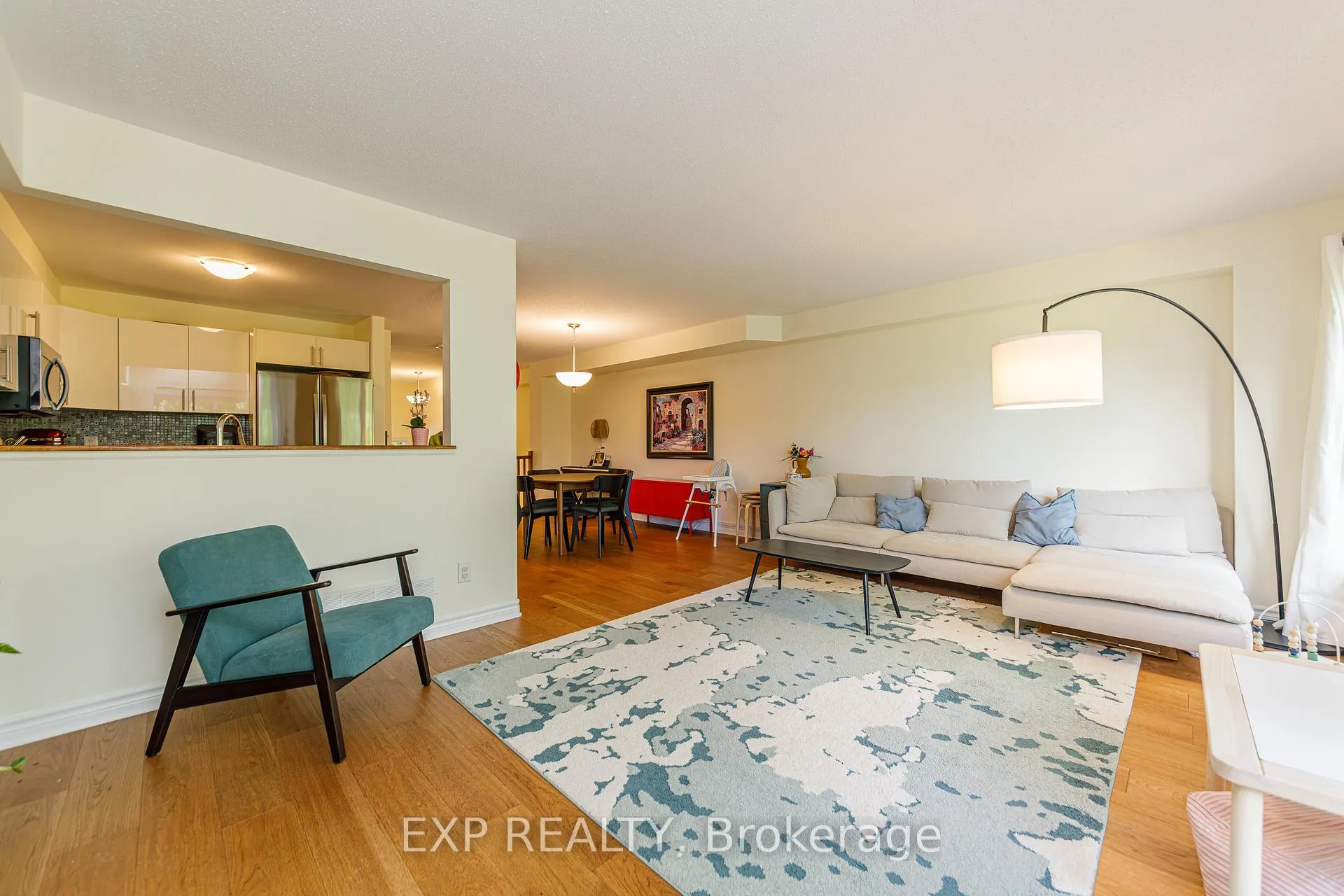 Photo 14 of 172 Parkrose Private, Ottawa, Chatelaine Village — HOMEH
