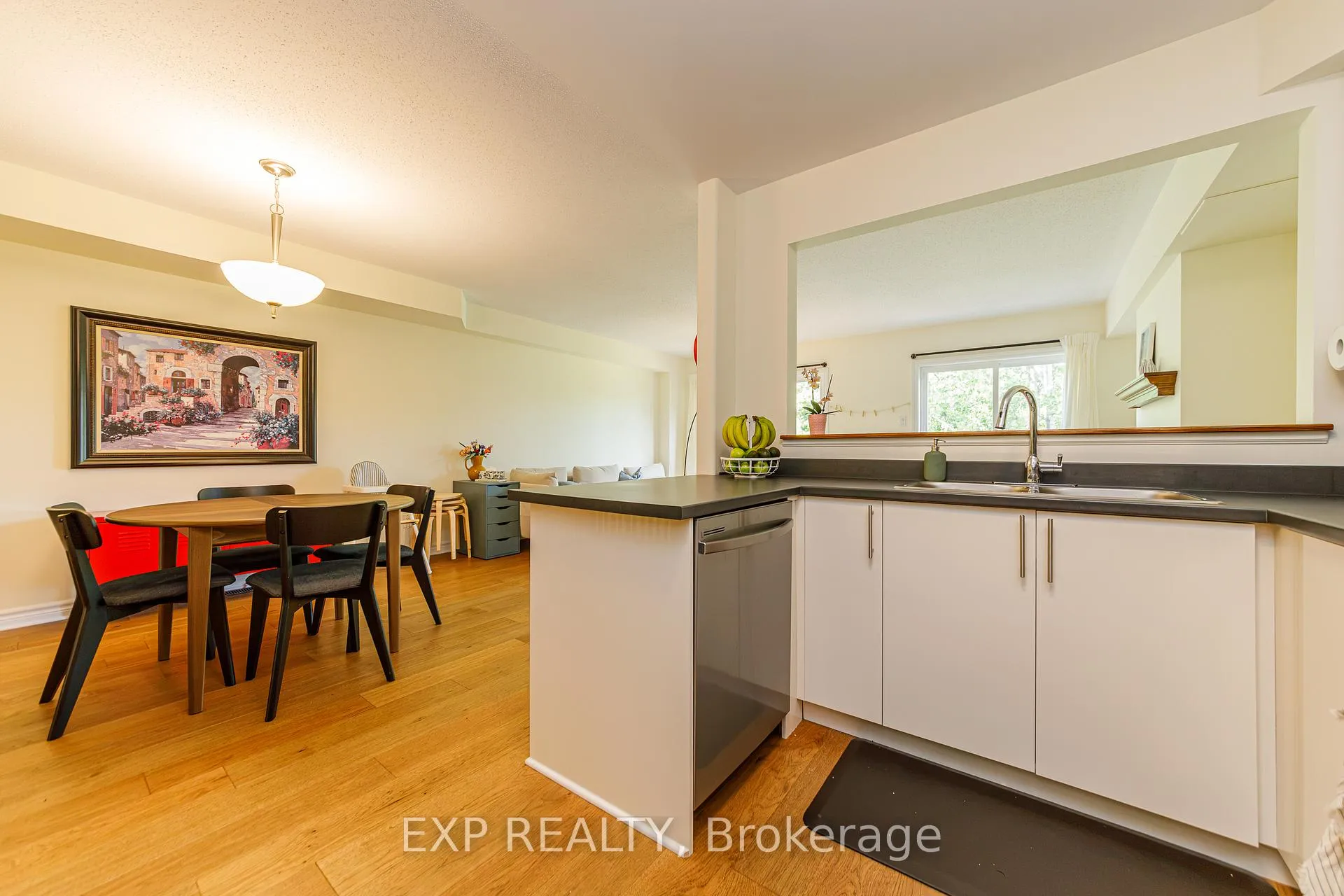 Photo 18 of 172 Parkrose Private, Ottawa, Chatelaine Village — HOMEH