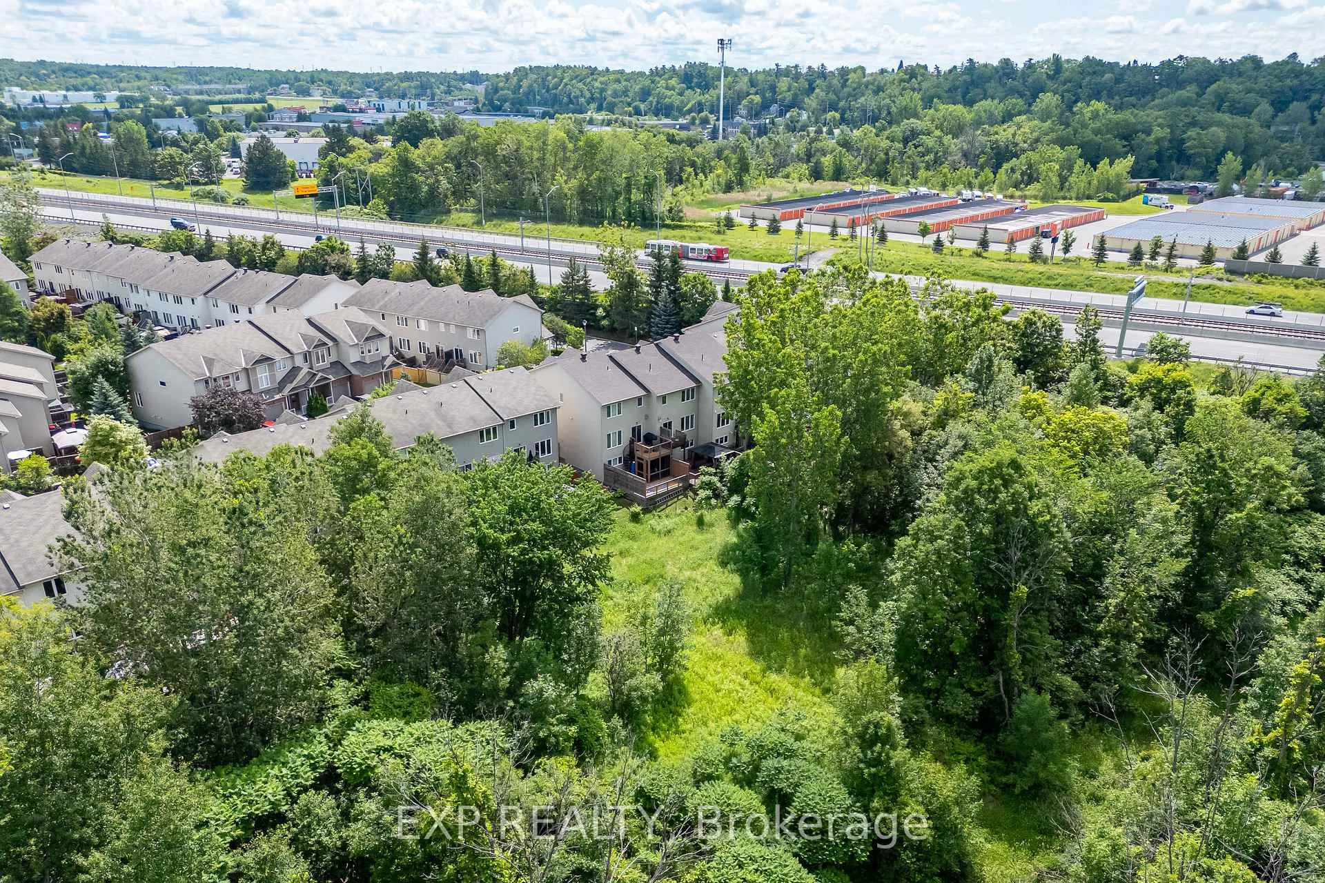 Photo 36 of 172 Parkrose Private, Ottawa, Chatelaine Village — HOMEH