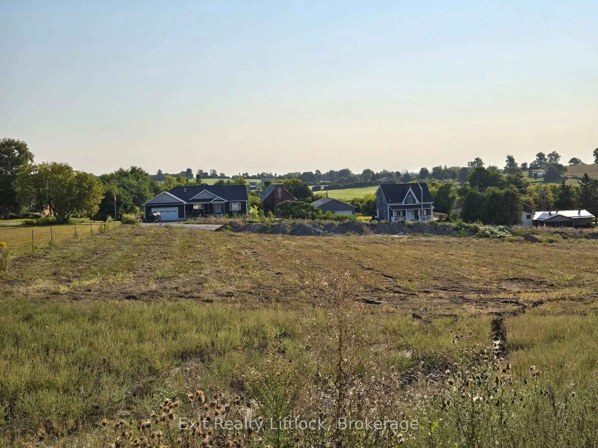 Photo 4 of 1908 Ashley Crescent, Cavan Monaghan, Cavan Twp — HOMEH