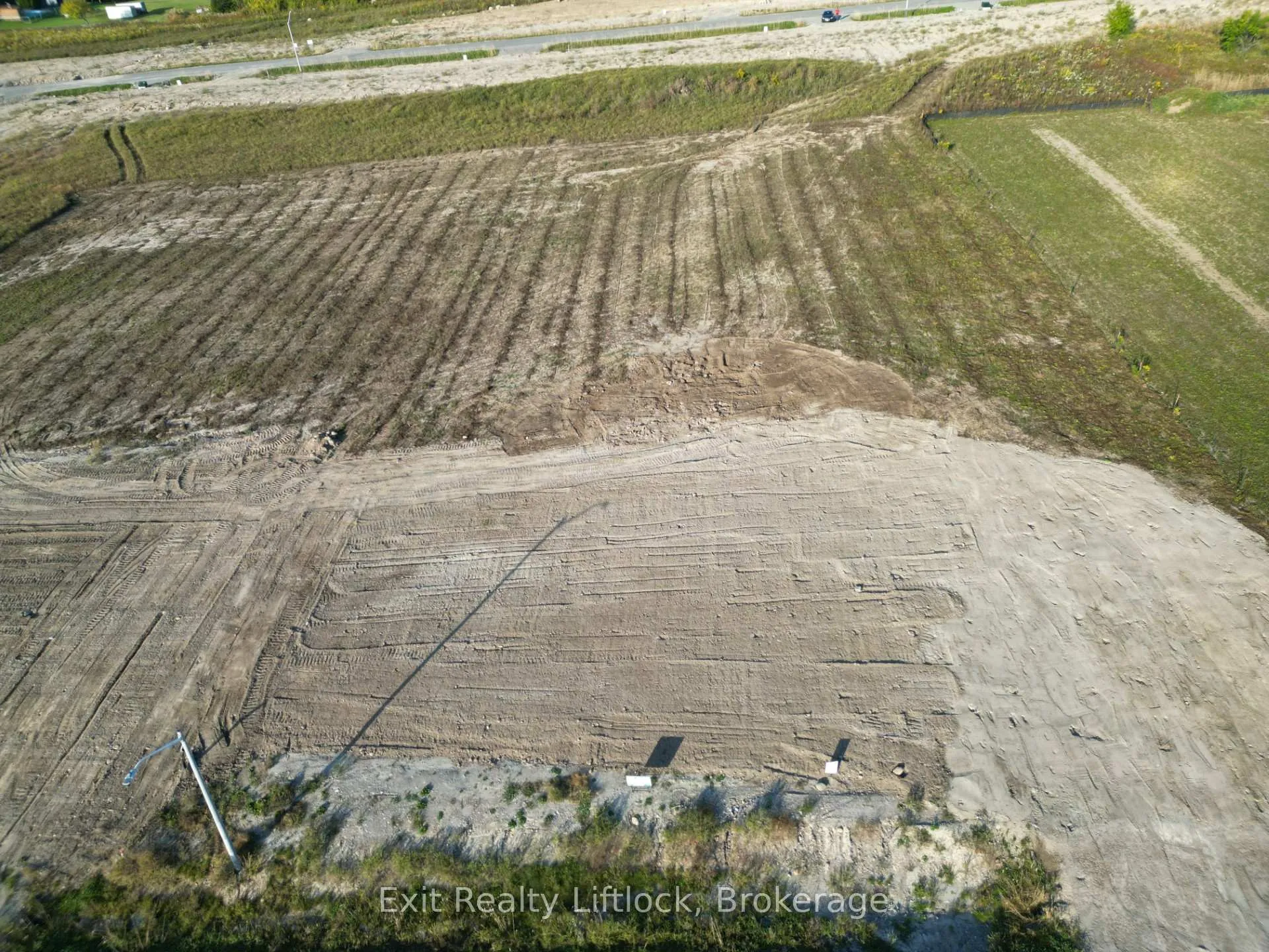 Photo 6 of 1908 Ashley Crescent, Cavan Monaghan, Cavan Twp — HOMEH