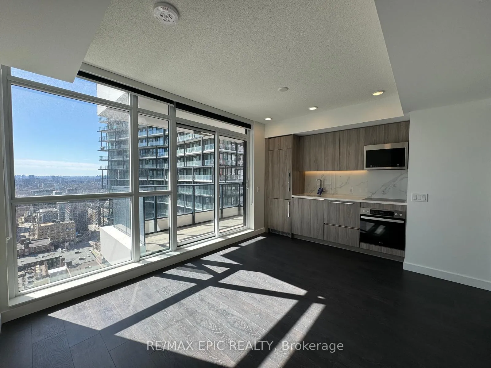 Photo 10 of Unit 3610, 38 Widmer Street, Toronto, Waterfront Communities — HOMEH