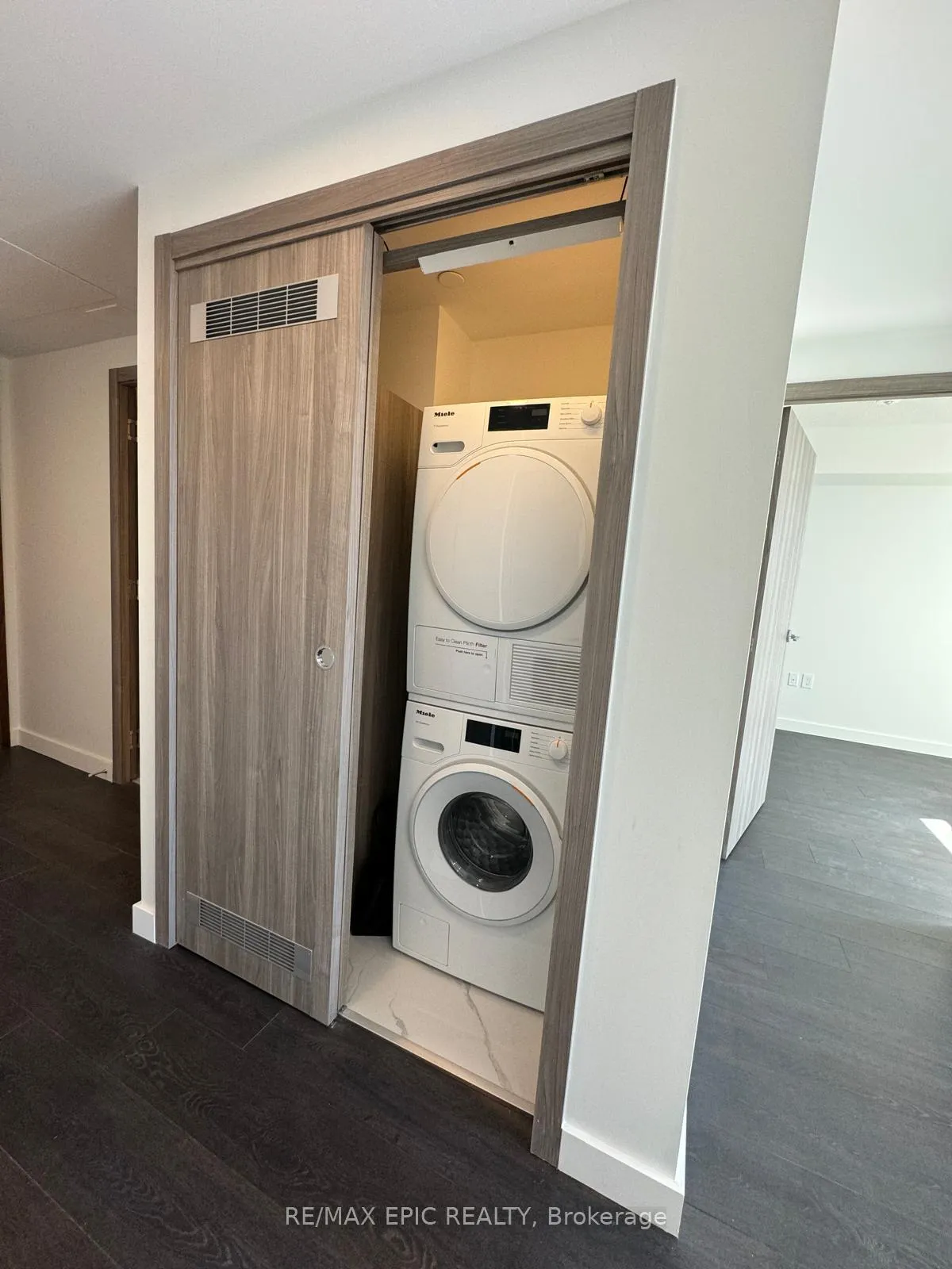 Photo 14 of Unit 3610, 38 Widmer Street, Toronto, Waterfront Communities — HOMEH