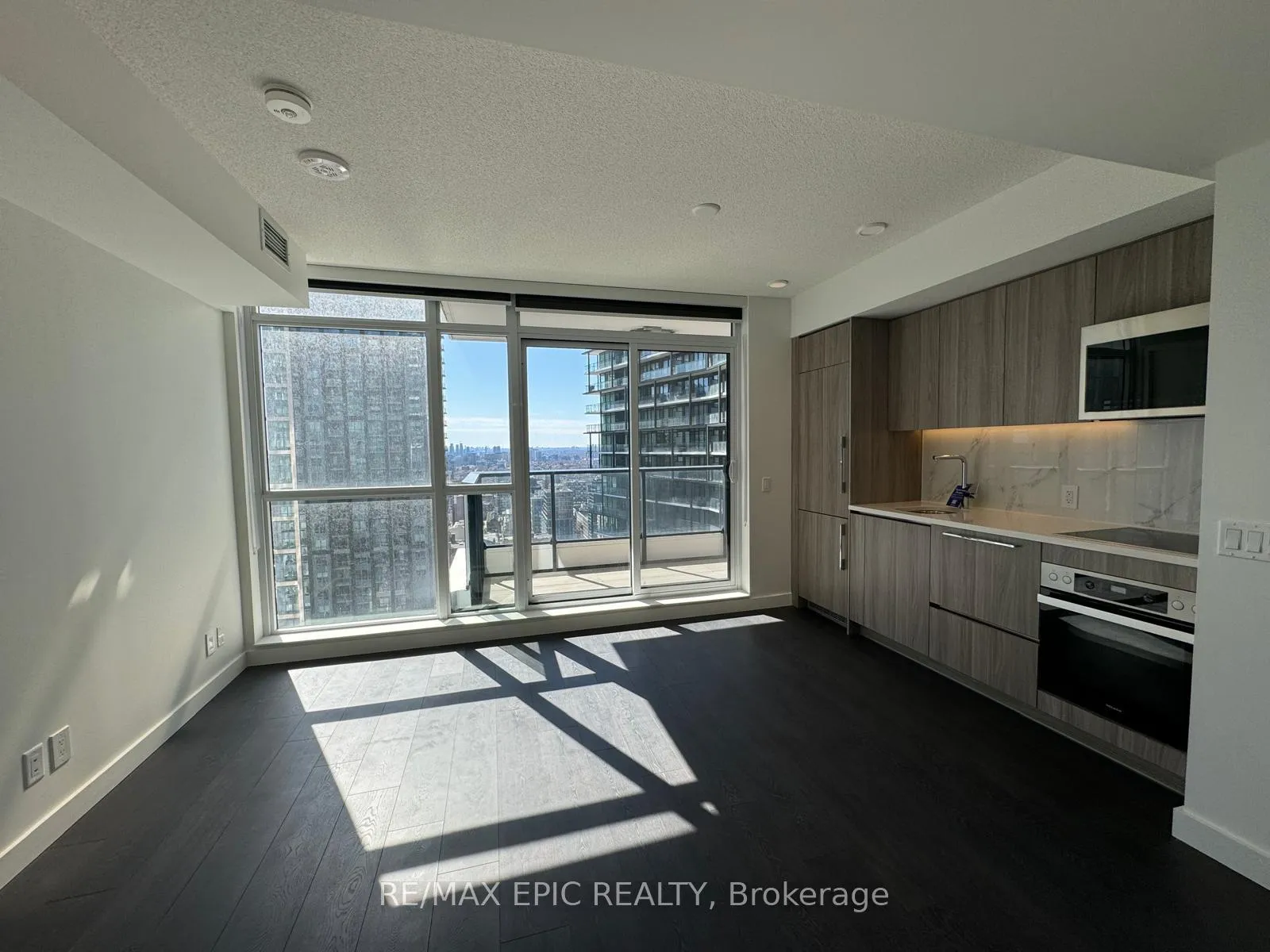 Photo 16 of Unit 3610, 38 Widmer Street, Toronto, Waterfront Communities — HOMEH