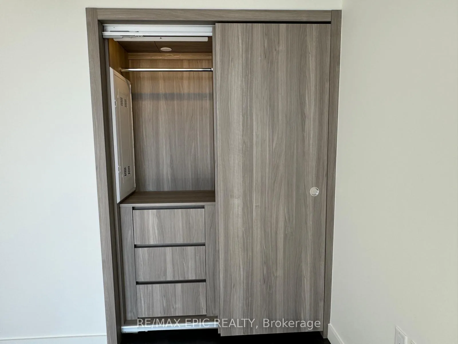 Photo 27 of Unit 3610, 38 Widmer Street, Toronto, Waterfront Communities — HOMEH