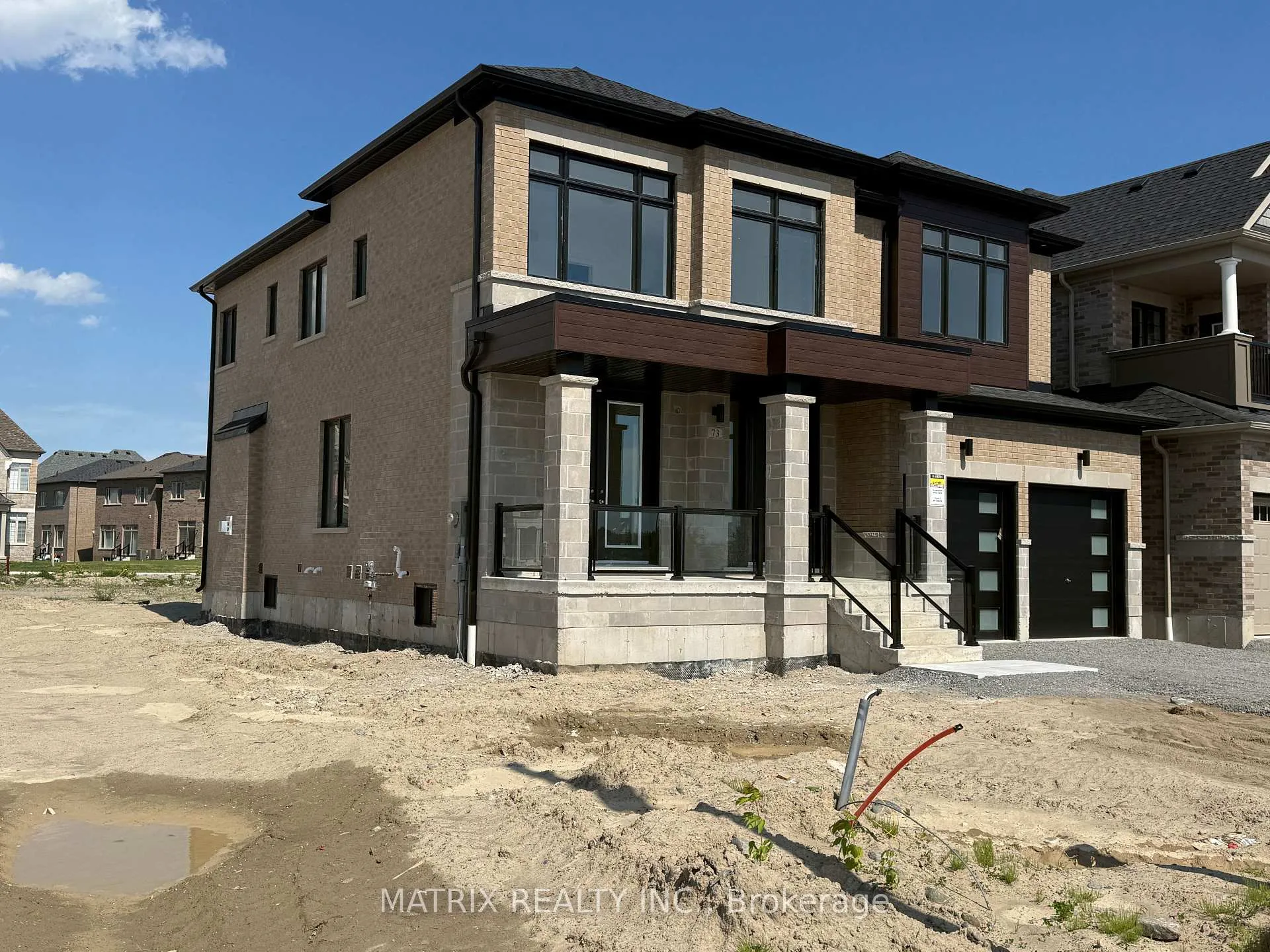 Photo 2 of 73 Pheasant Ridge Drive, Whitby, Rural Whitby — HOMEH