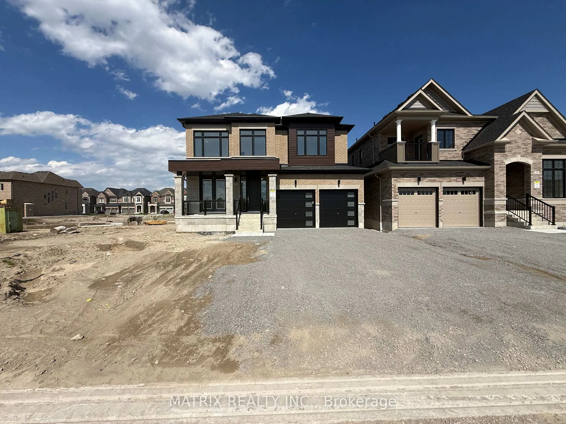 Photo 3 of 73 Pheasant Ridge Drive, Whitby, Rural Whitby — HOMEH