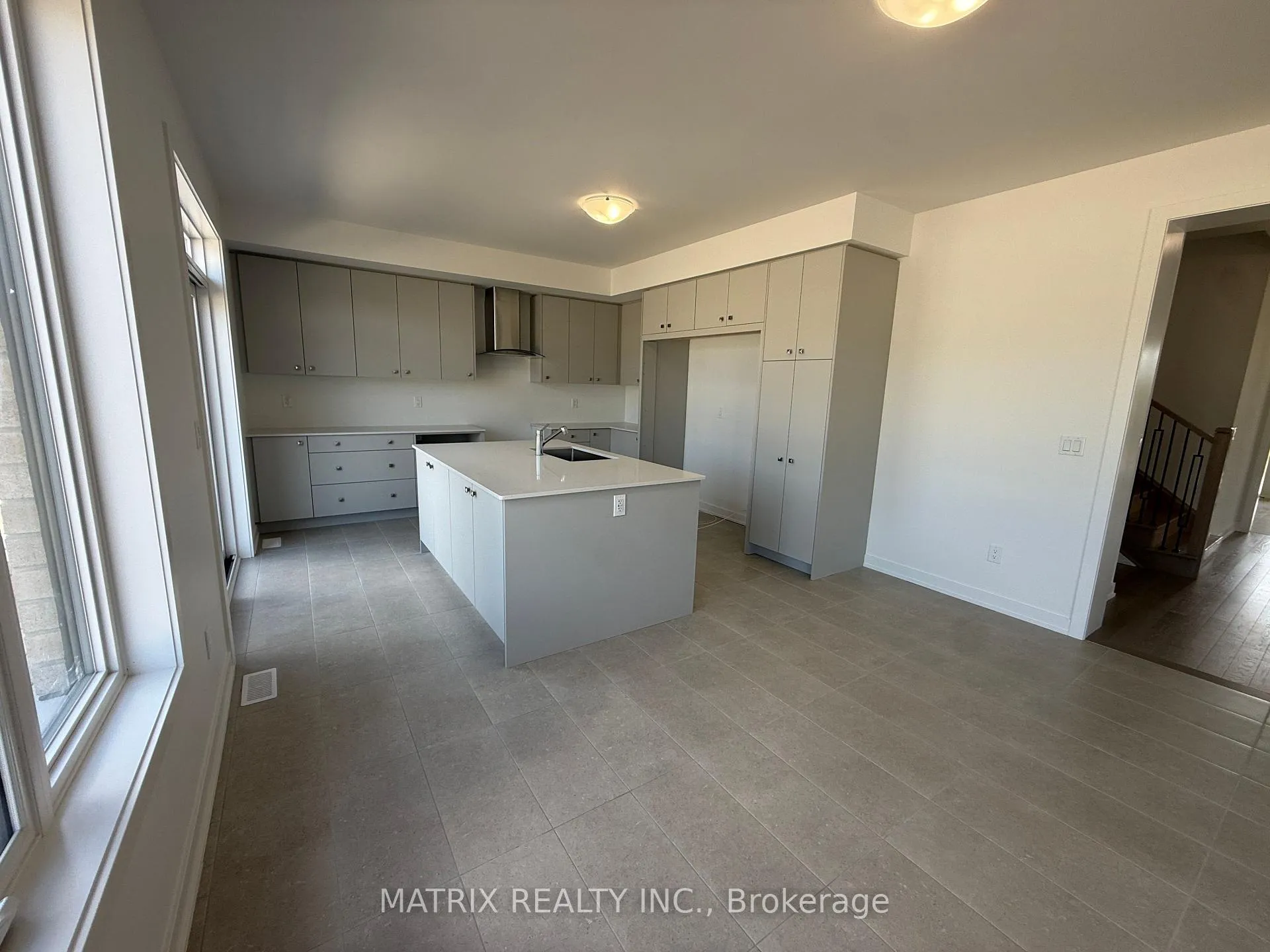 Photo 11 of 73 Pheasant Ridge Drive, Whitby, Rural Whitby — HOMEH