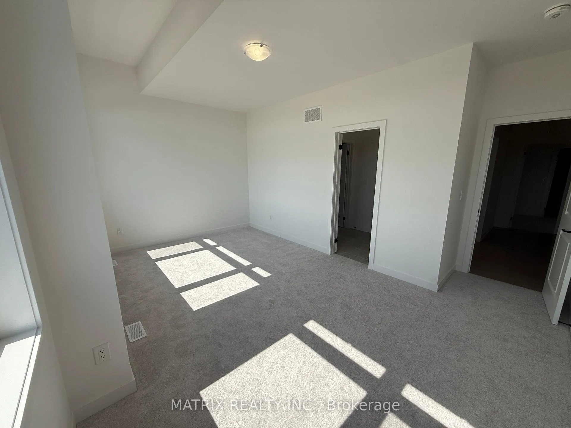 Photo 45 of 73 Pheasant Ridge Drive, Whitby, Rural Whitby — HOMEH