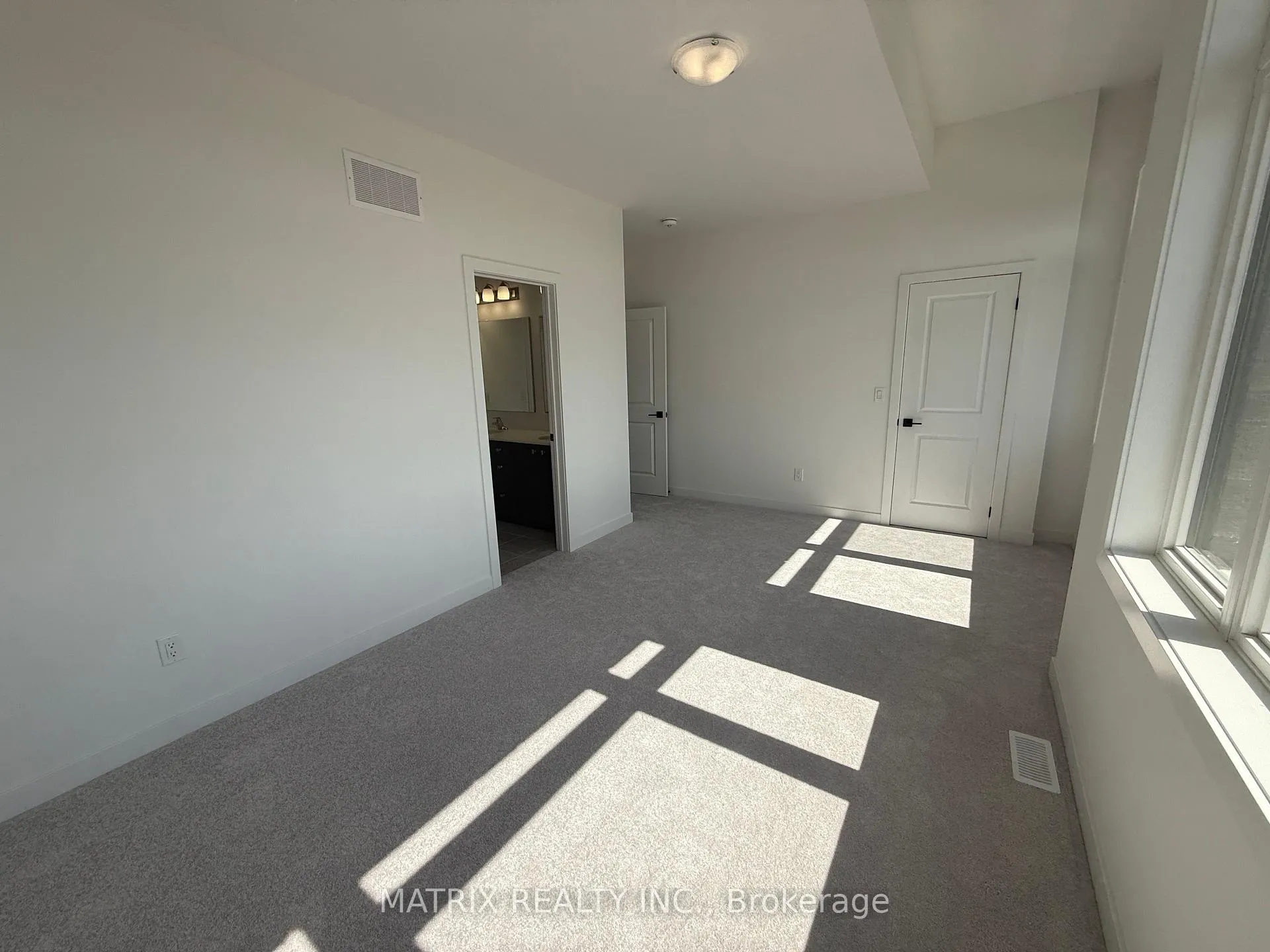 Photo 46 of 73 Pheasant Ridge Drive, Whitby, Rural Whitby — HOMEH