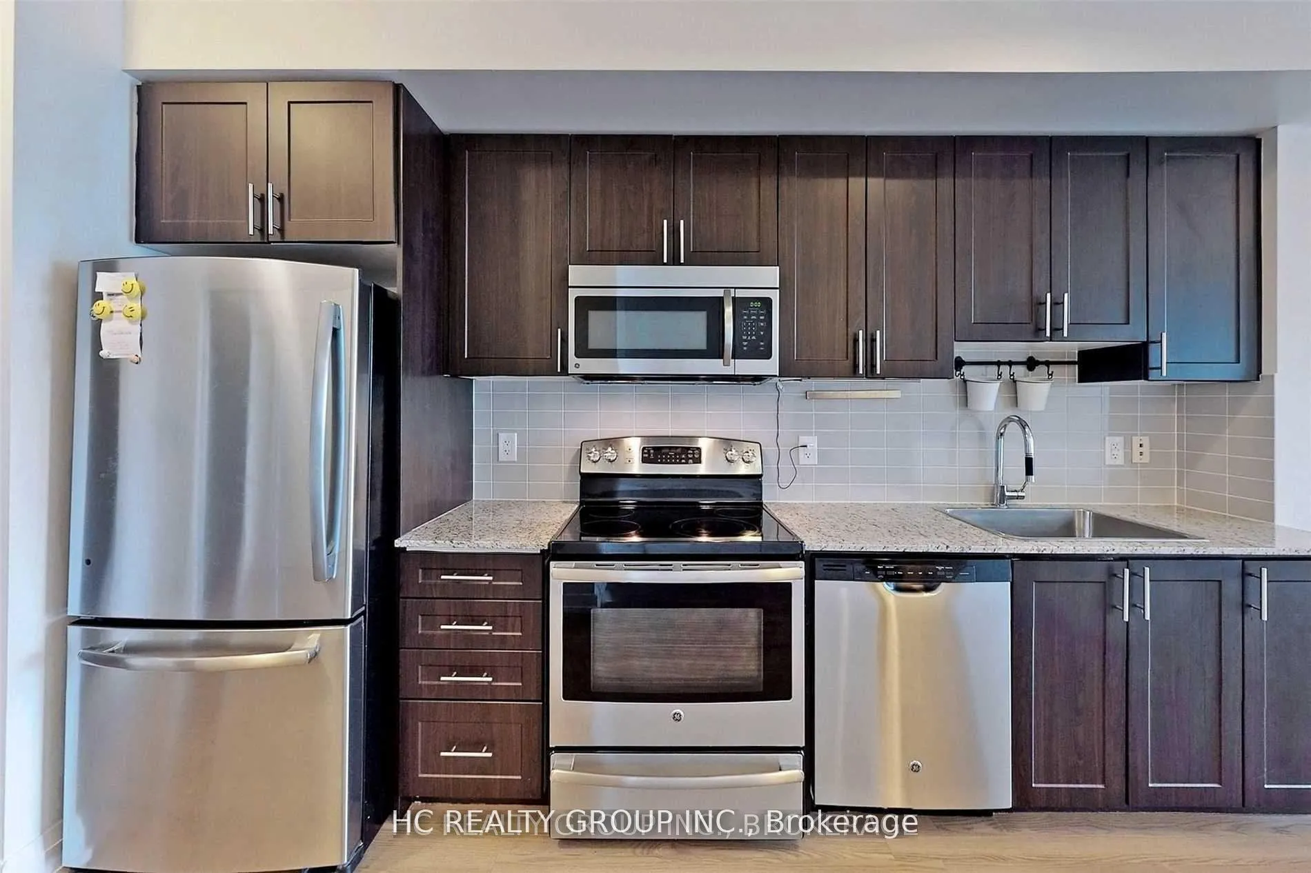 Photo 9 of Unit 2305, 7171 Yonge Street, Markham, Grandview — HOMEH
