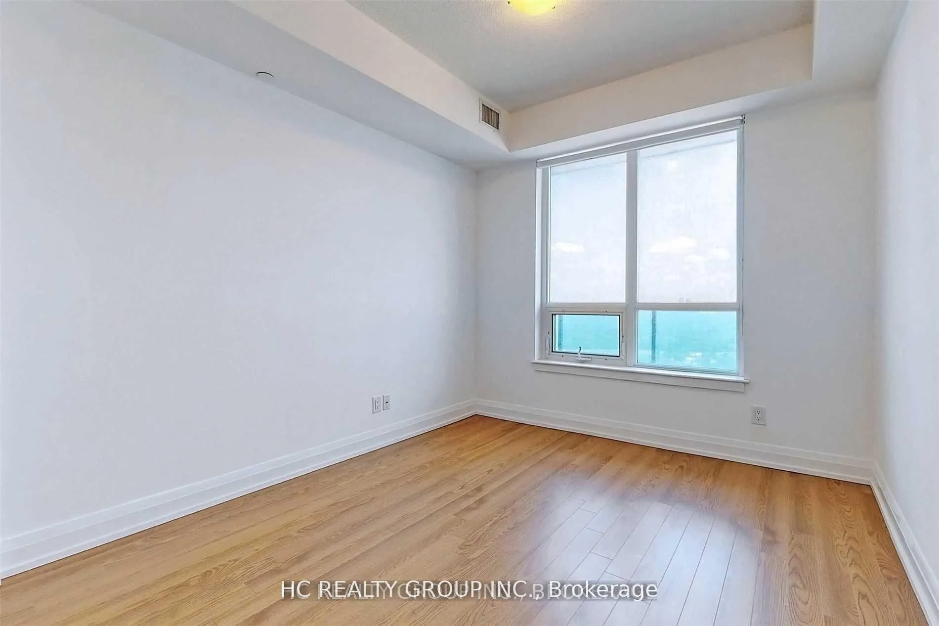 Photo 14 of Unit 2305, 7171 Yonge Street, Markham, Grandview — HOMEH