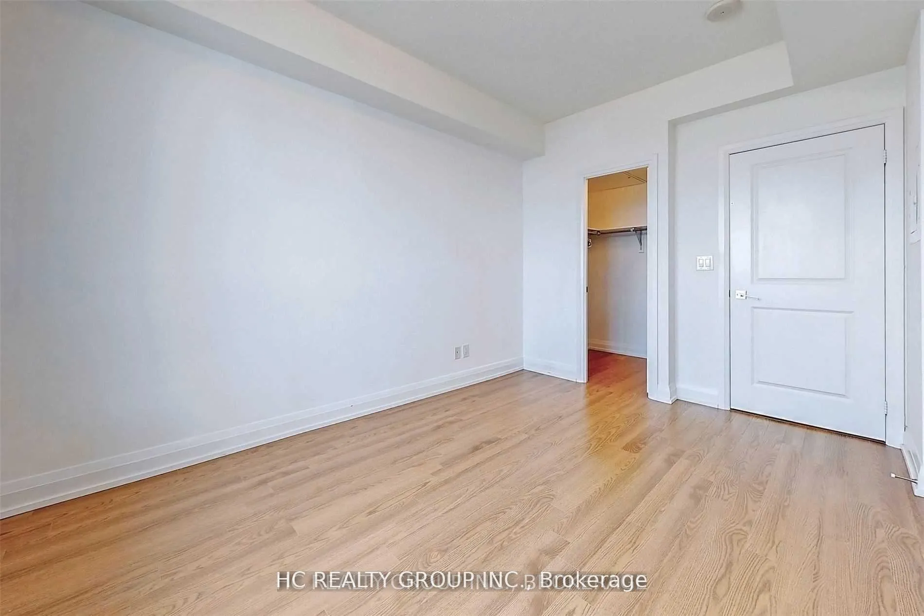 Photo 16 of Unit 2305, 7171 Yonge Street, Markham, Grandview — HOMEH