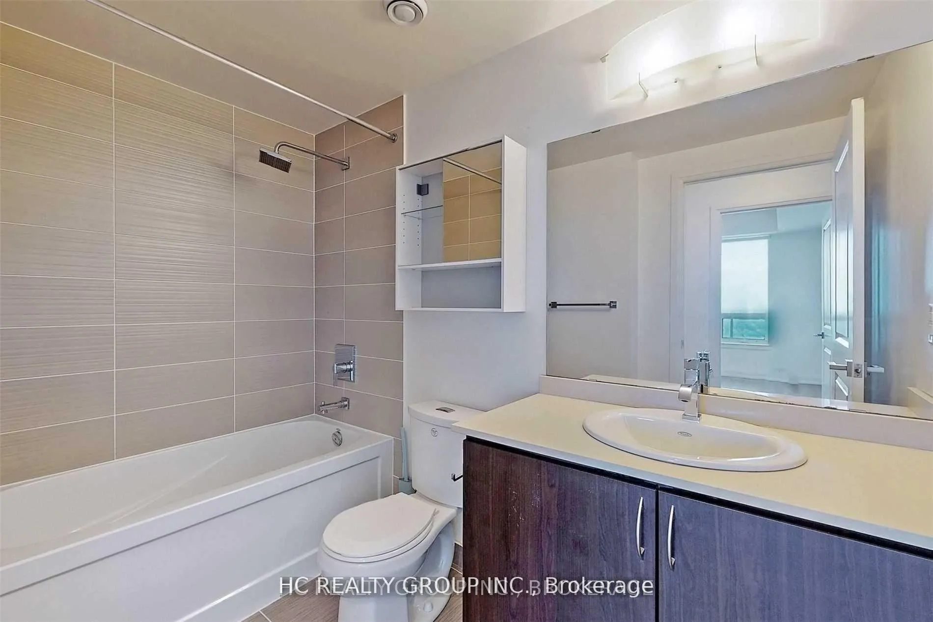 Photo 18 of Unit 2305, 7171 Yonge Street, Markham, Grandview — HOMEH