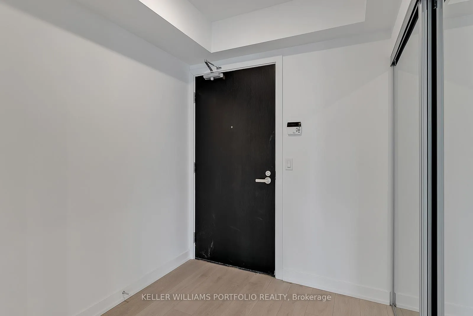 Photo 2 of Unit 3309, 501 Yonge Street, Toronto, Church-Yonge Corridor — HOMEH