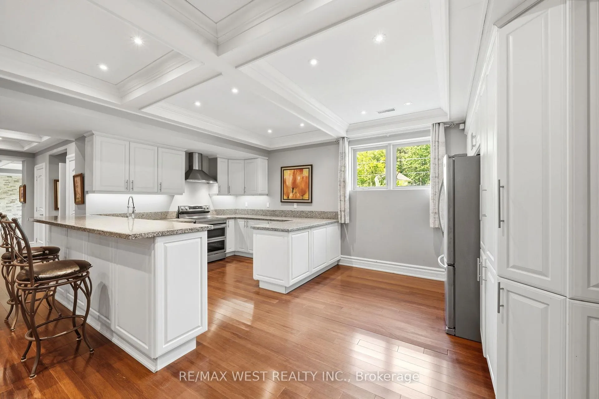 Photo 22 of 2 Kingswood Drive, King, Rural King — HOMEH
