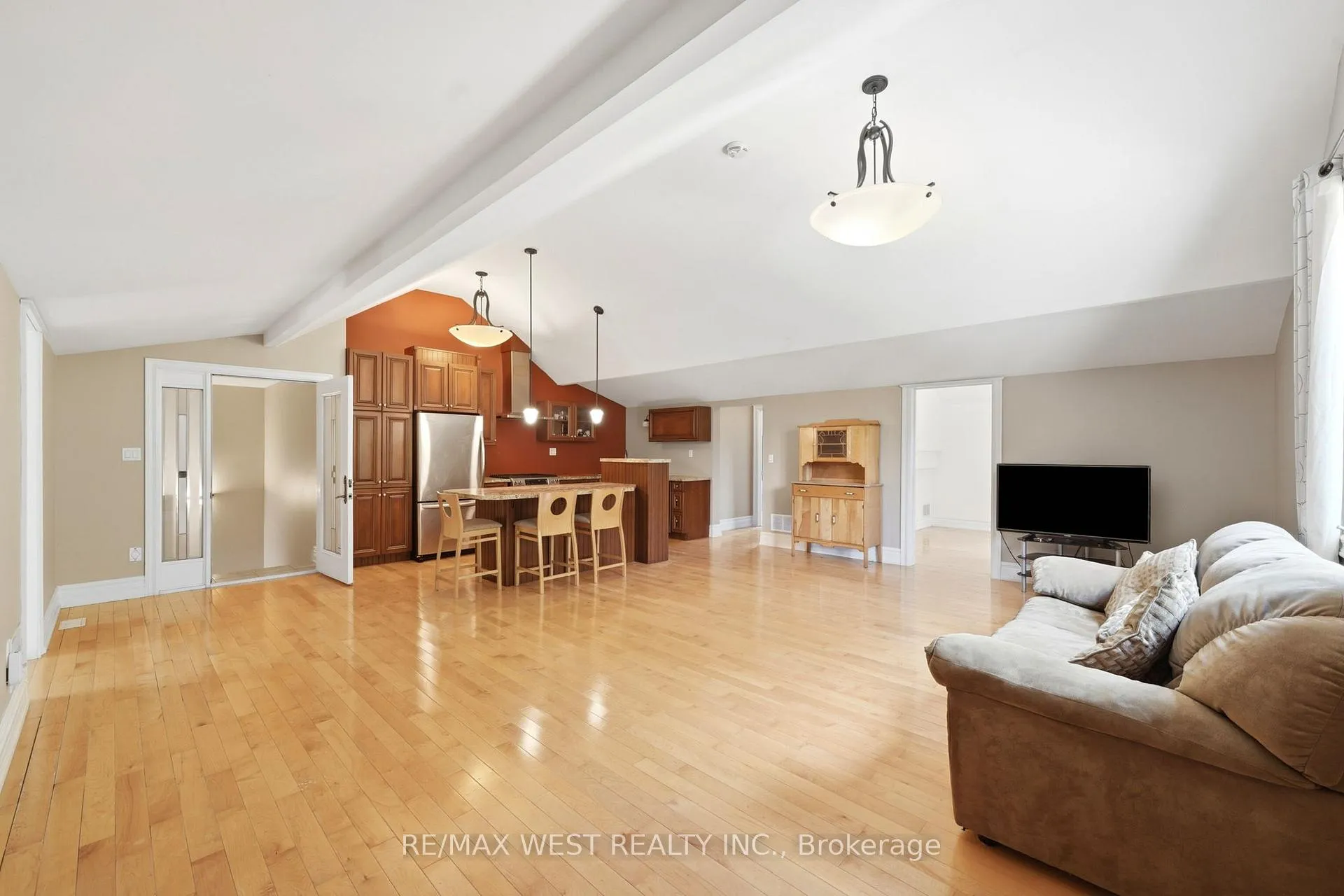 Photo 29 of 2 Kingswood Drive, King, Rural King — HOMEH