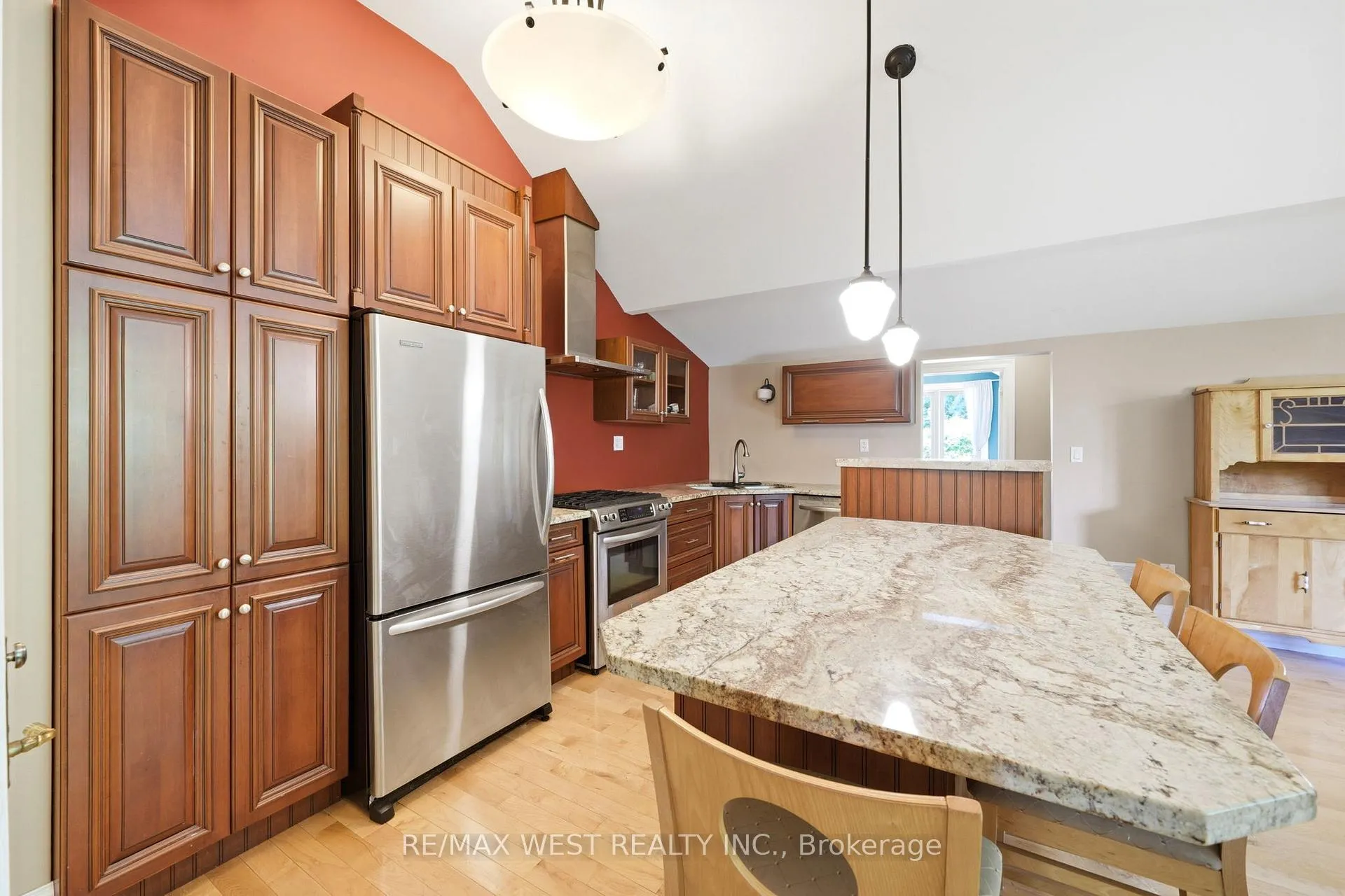 Photo 30 of 2 Kingswood Drive, King, Rural King — HOMEH