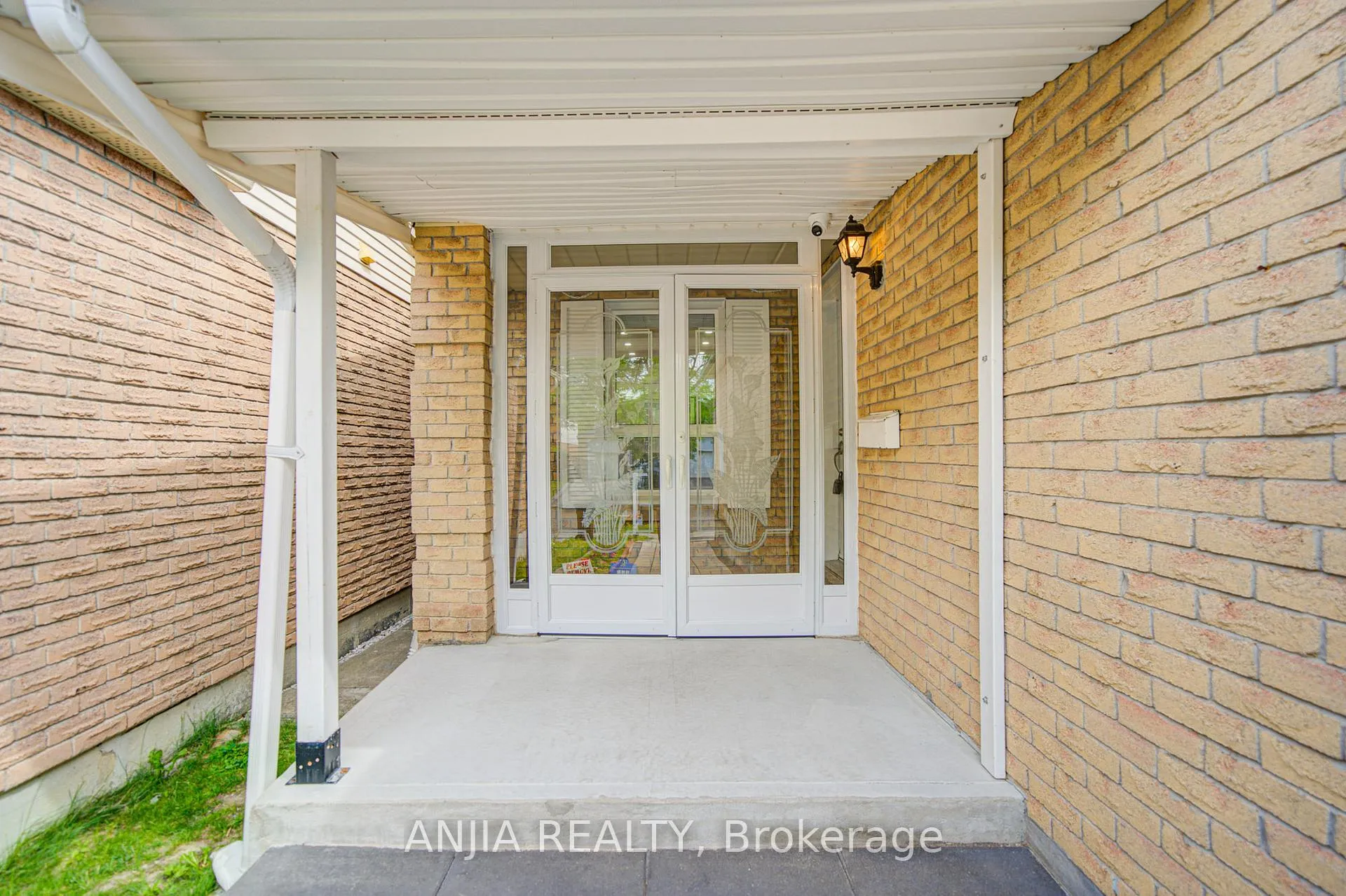 Photo 4 of 36 Ponymill Drive, Scarborough, Milliken — HOMEH