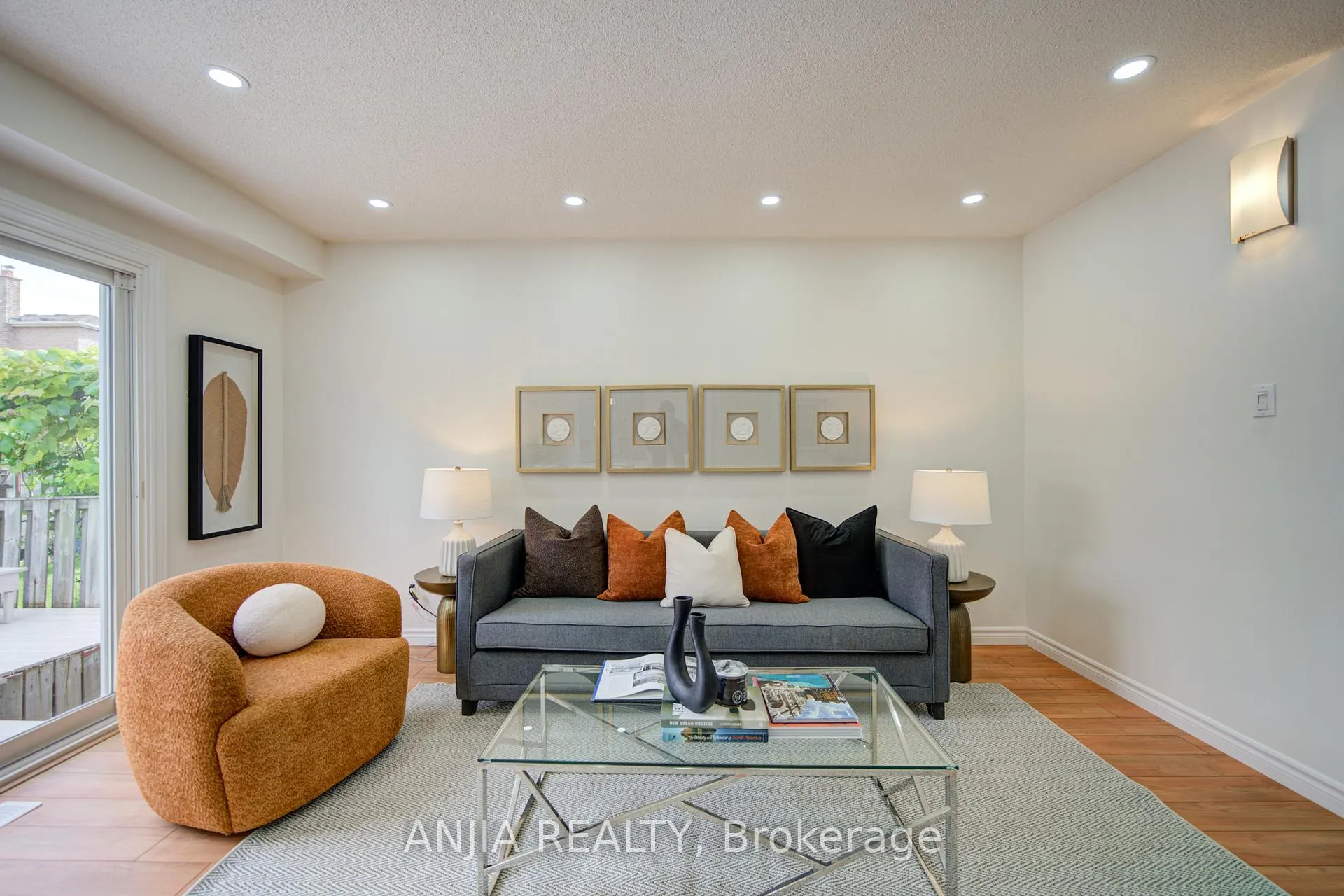 Photo 15 of 36 Ponymill Drive, Scarborough, Milliken — HOMEH