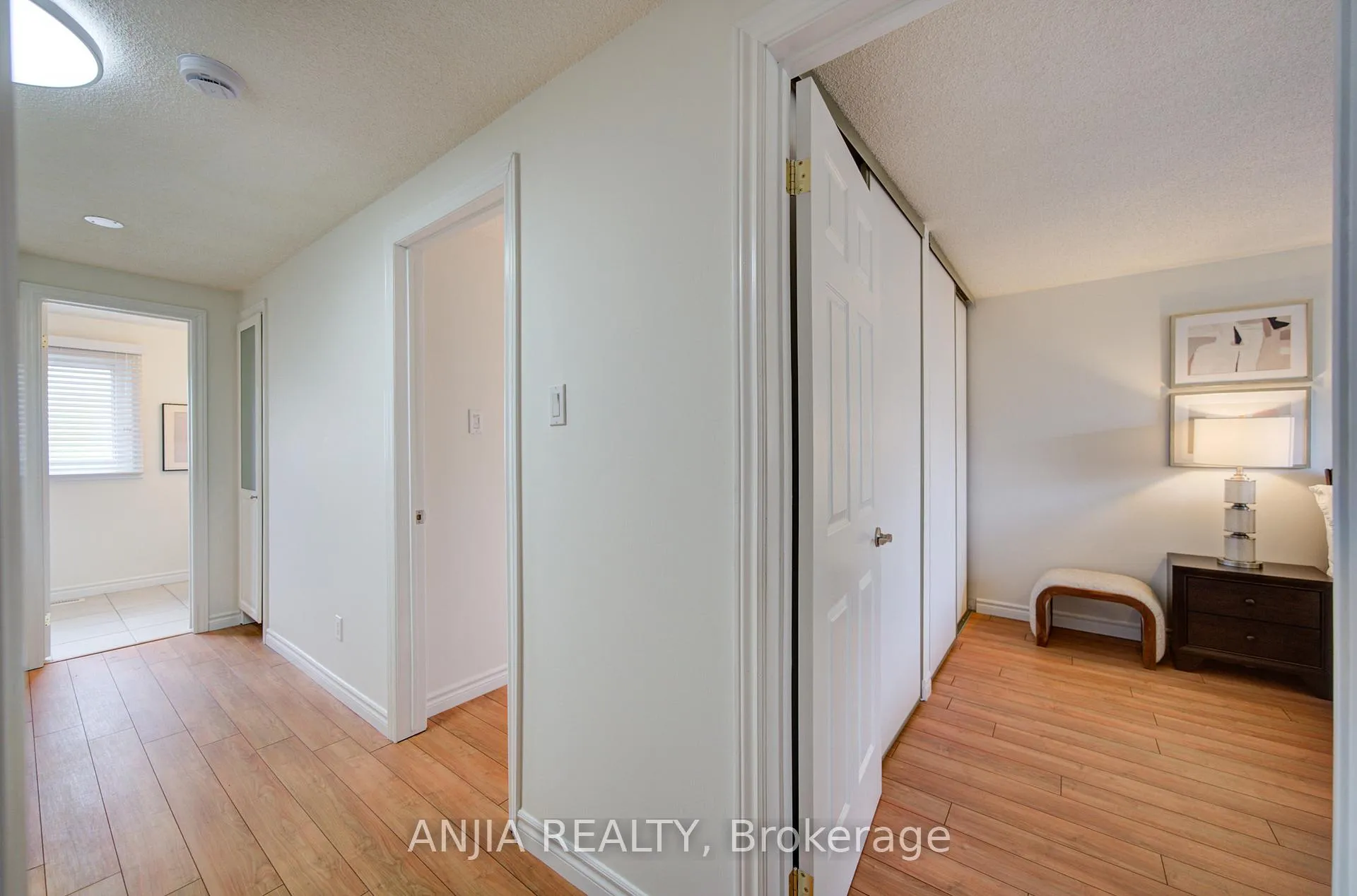 Photo 23 of 36 Ponymill Drive, Scarborough, Milliken — HOMEH