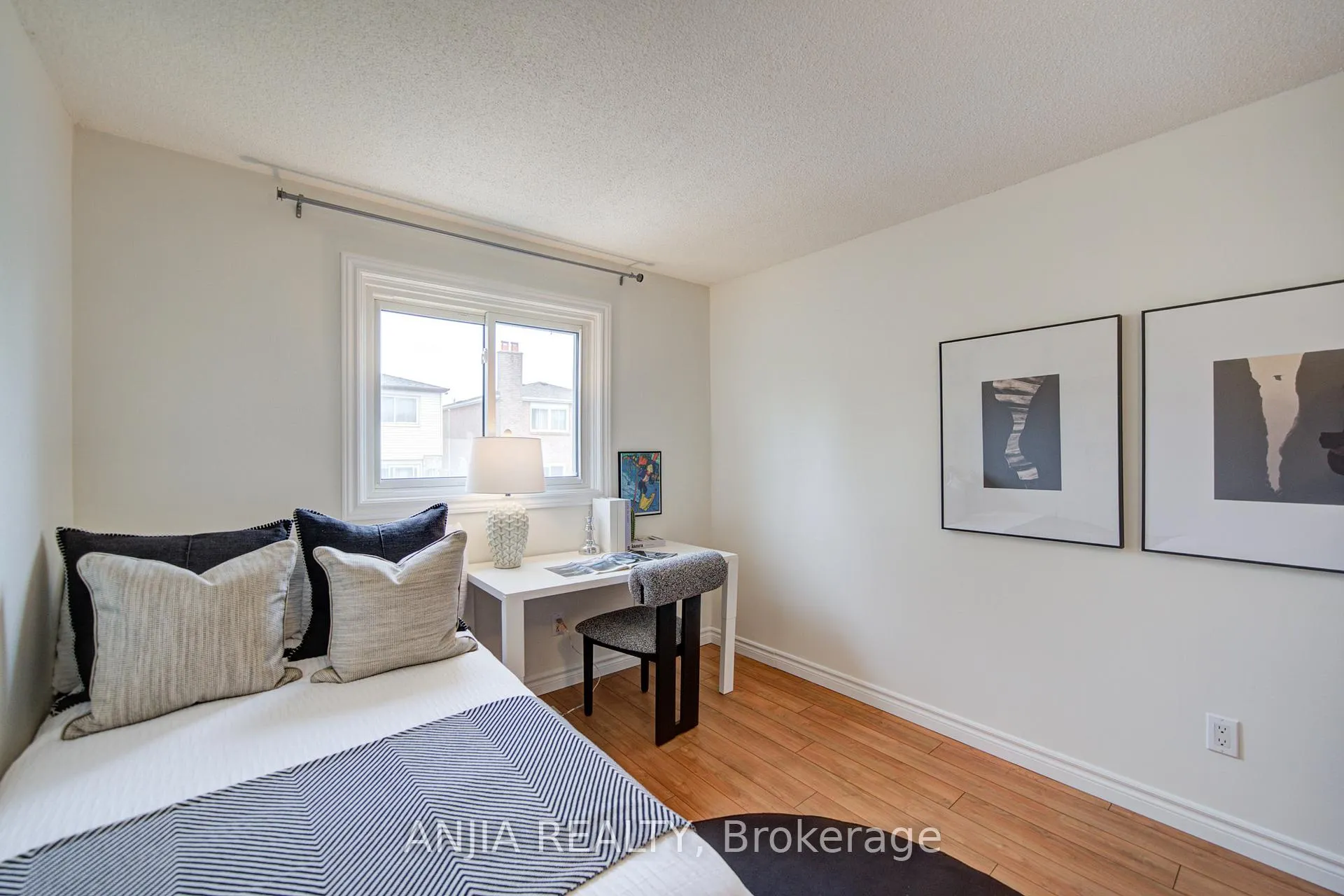 Photo 33 of 36 Ponymill Drive, Scarborough, Milliken — HOMEH
