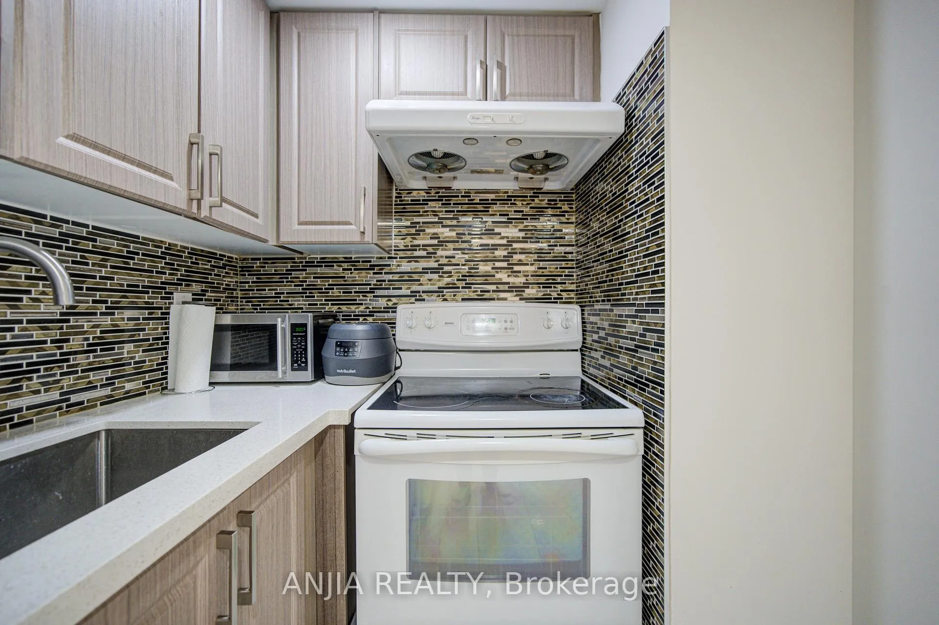 Photo 46 of 36 Ponymill Drive, Scarborough, Milliken — HOMEH