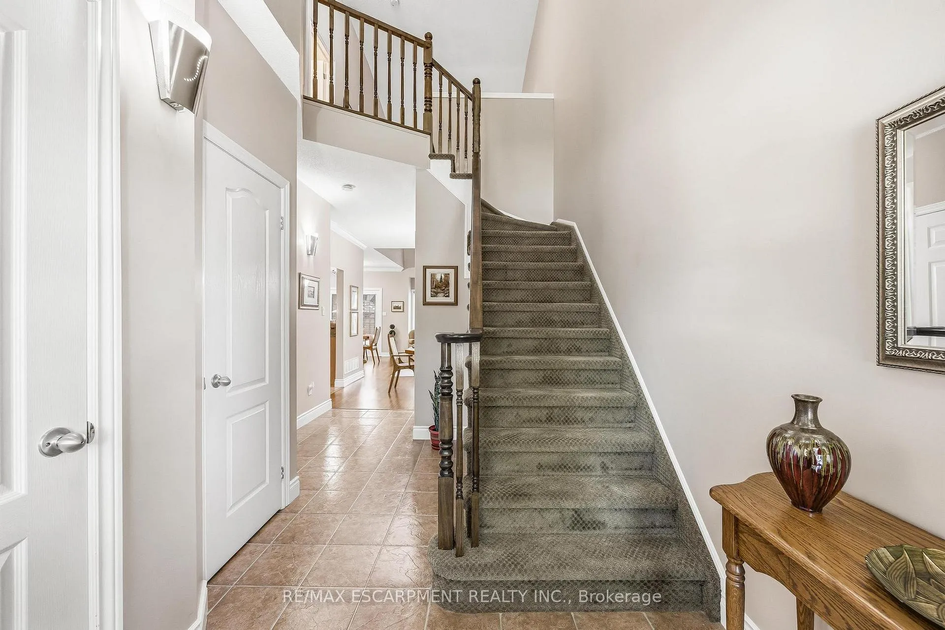Photo 4 of Unit 43, 1375 Stephenson Drive, Burlington, Brant — HOMEH