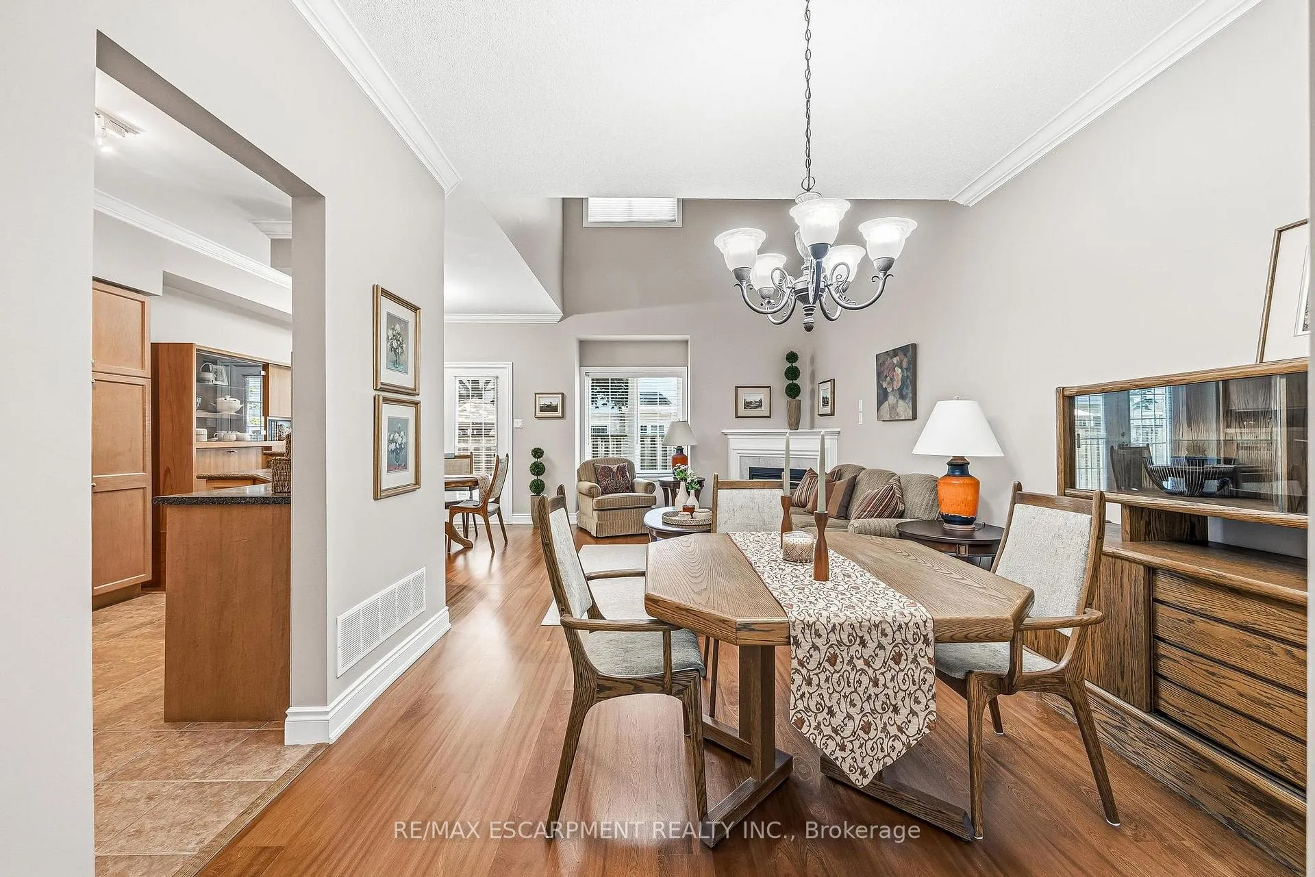 Photo 6 of Unit 43, 1375 Stephenson Drive, Burlington, Brant — HOMEH