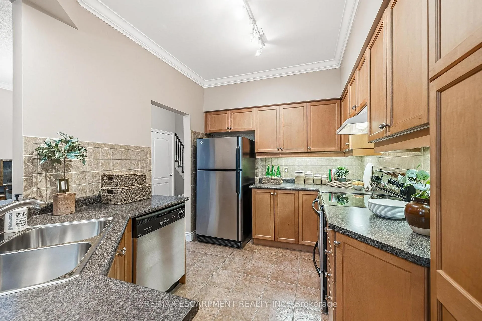 Photo 19 of Unit 43, 1375 Stephenson Drive, Burlington, Brant — HOMEH